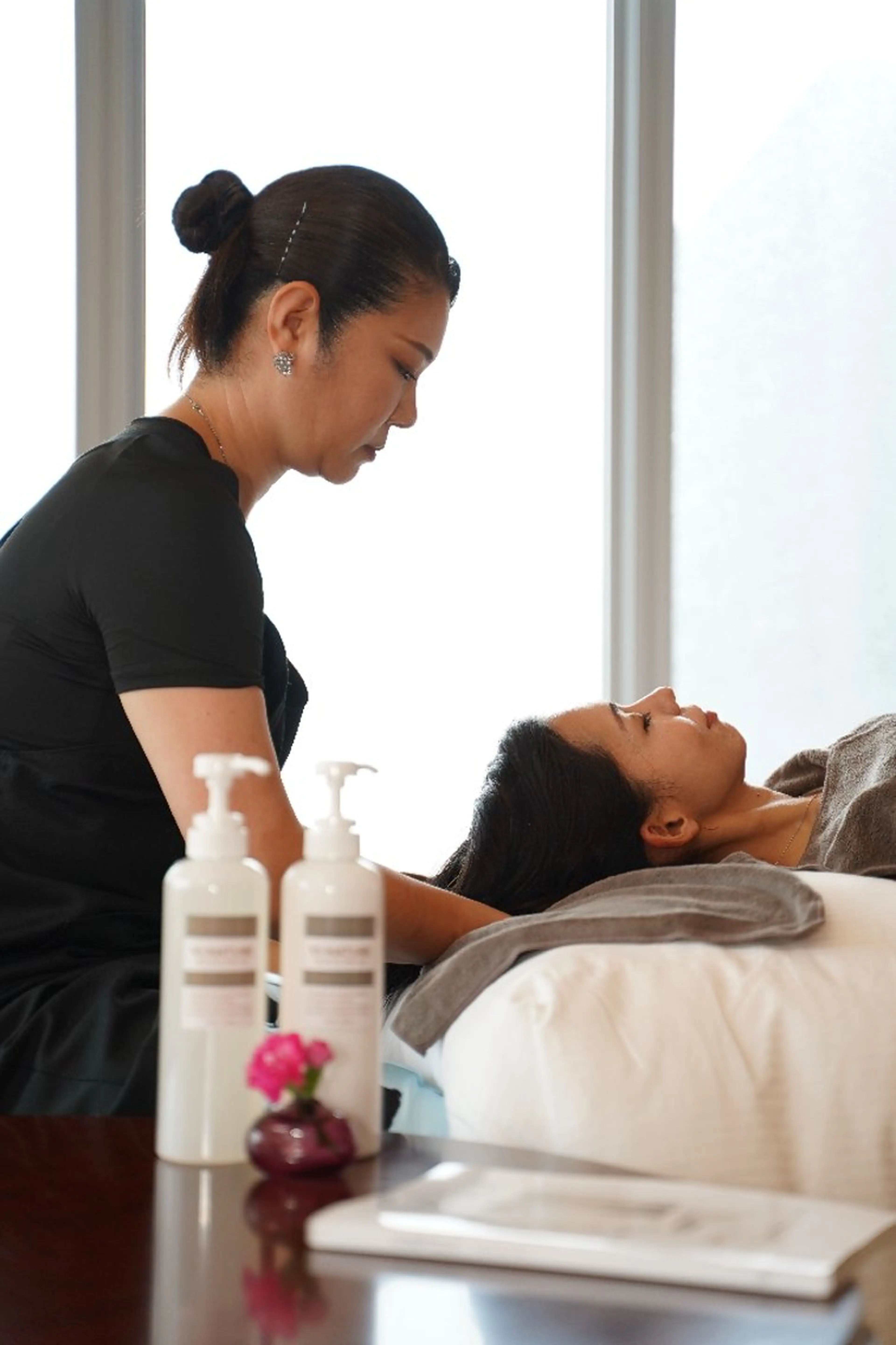 フェイシャルレメディ®80分コース(ローションパック付)睡眠不足、頭痛、肩こり、疲労などでお悩みの方❗の写真