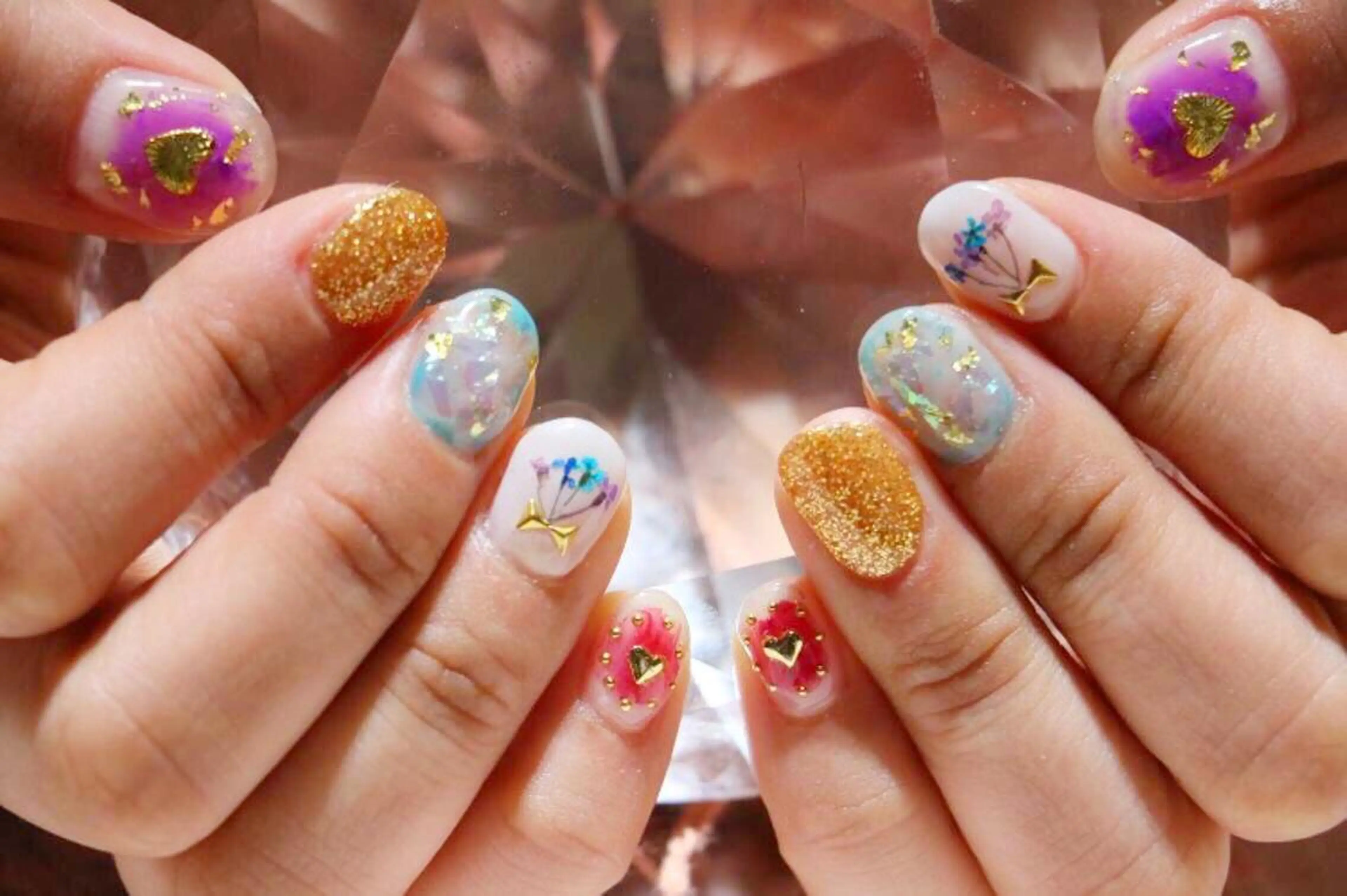 ネイル ニュアンスネイル YUN 💅のネイルデザイン