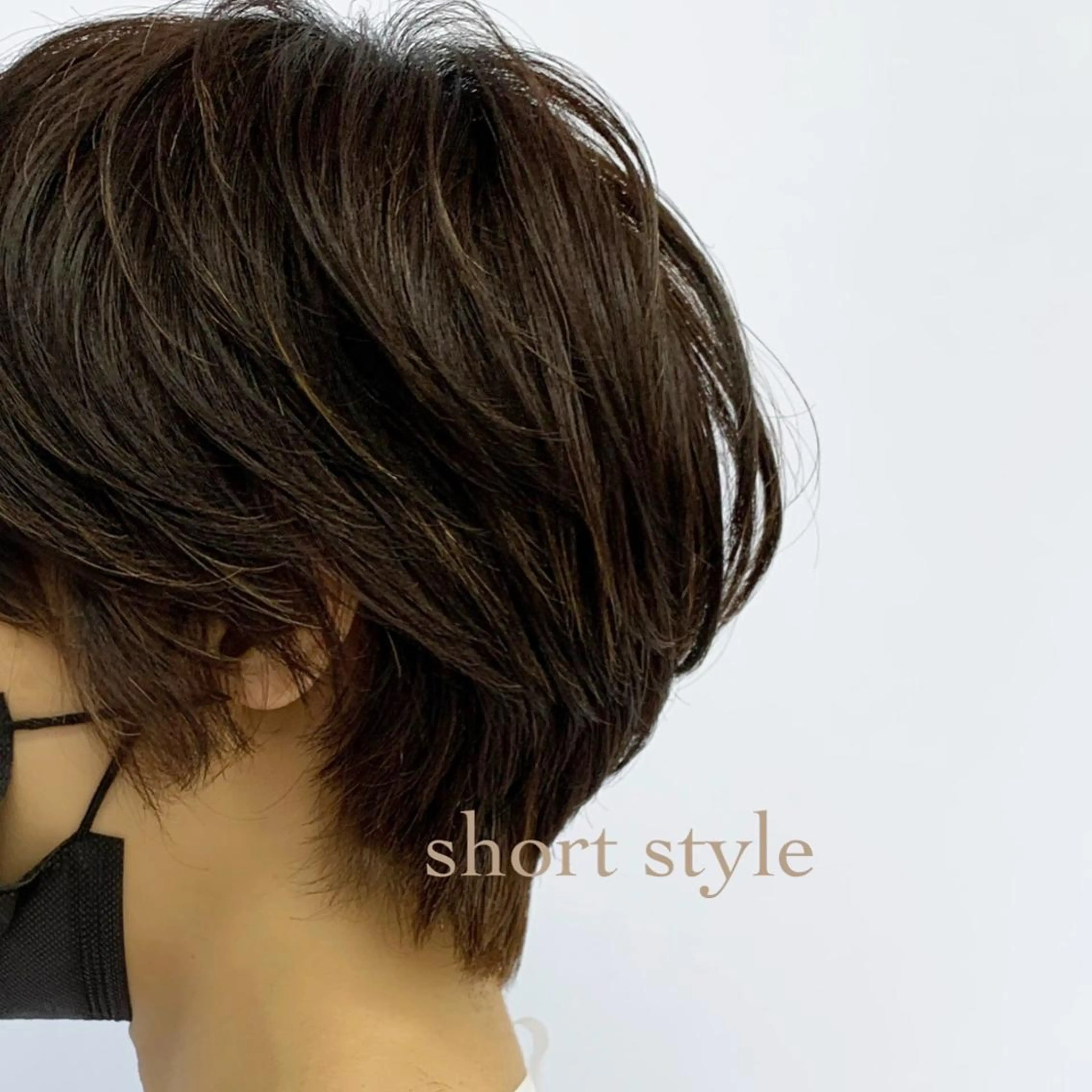 ショート オチ ハナのヘアスタイル