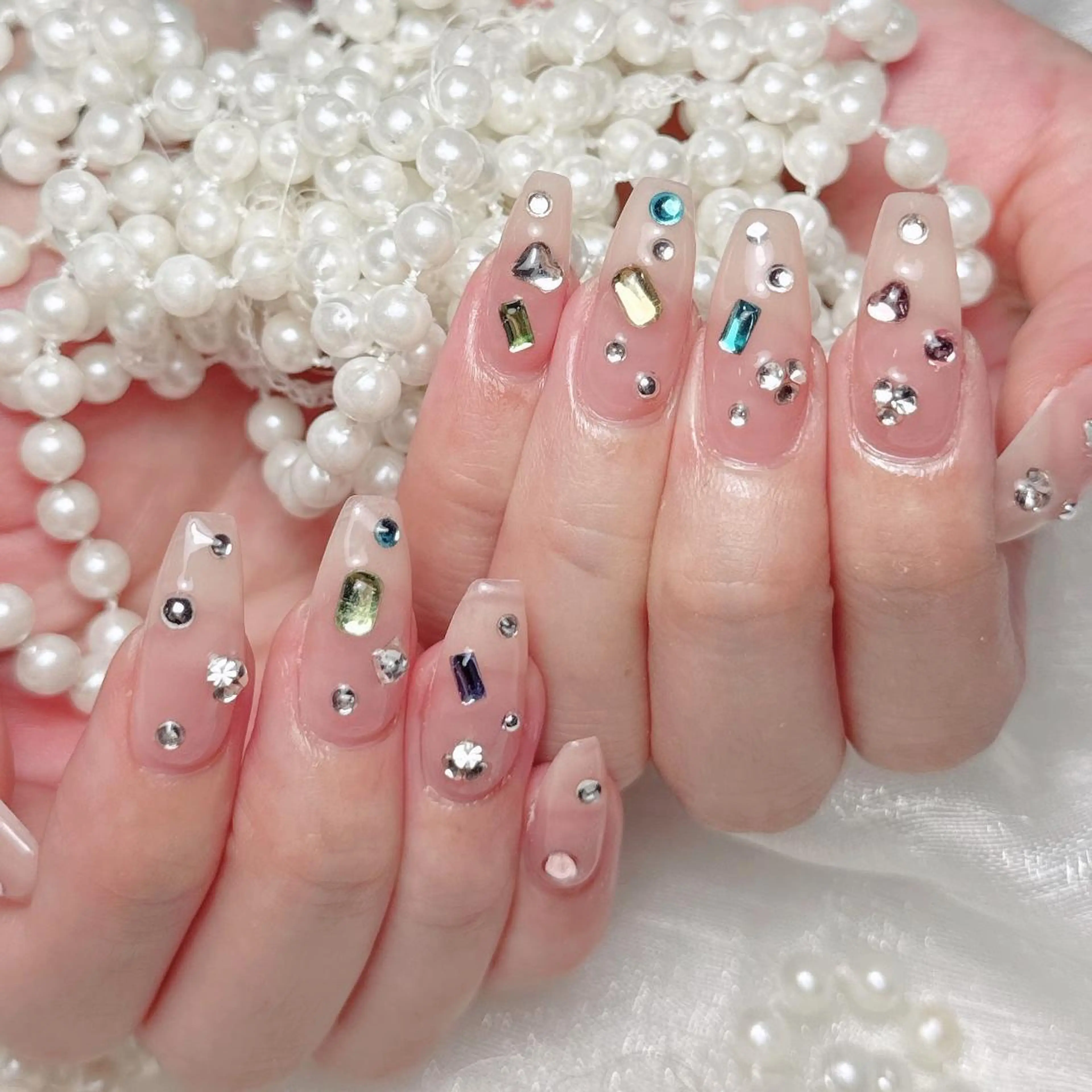 ネイル 定額デザインネイル queenのネイルデザイン