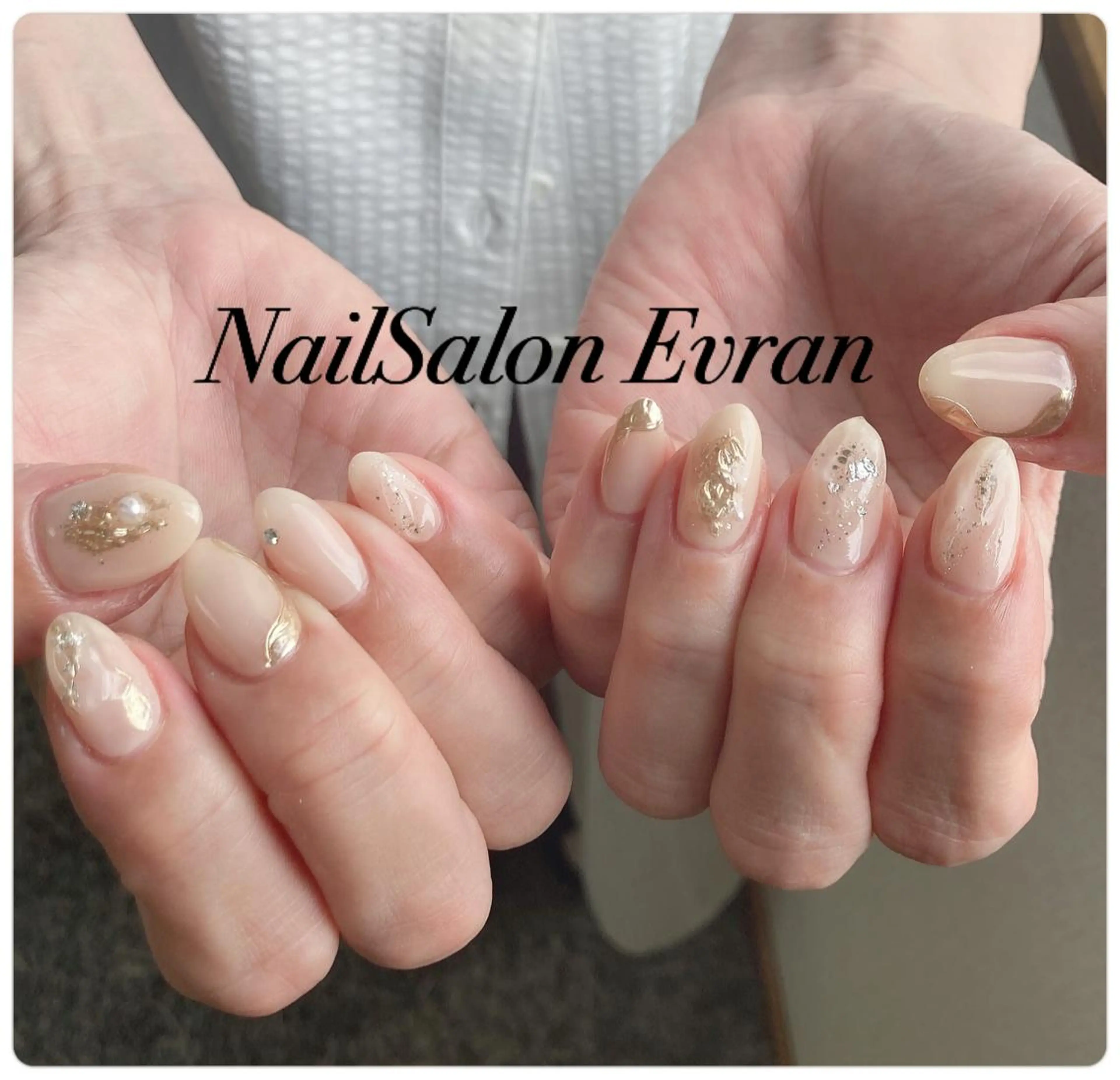 ネイル アートネイル フレンチネイル マグネットネイル 持ち込み ニュアンスネイル ハンドネイル Nail salon Evranのネイルデザイン