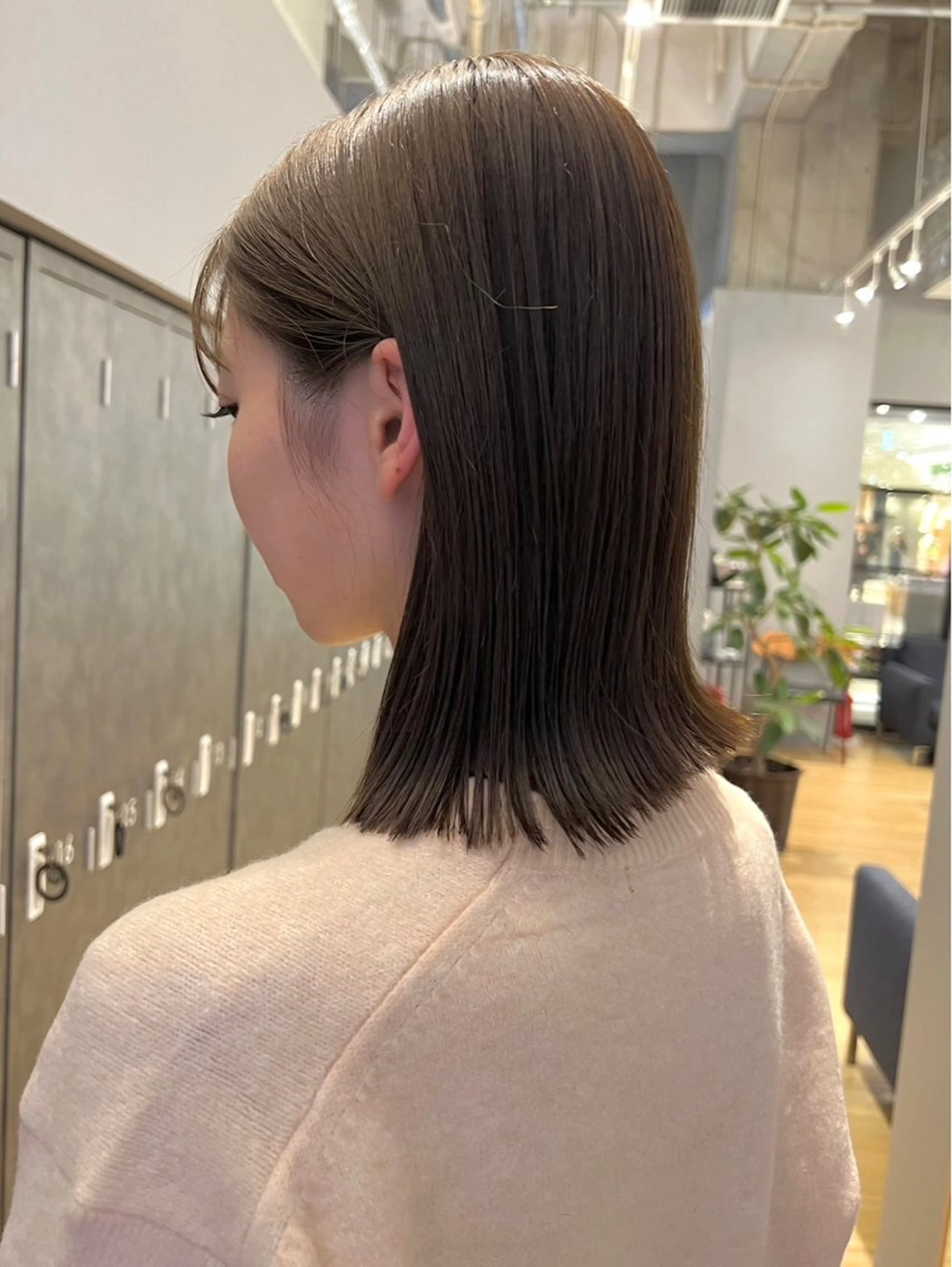 ミディアム 田中 優菜のヘアスタイル