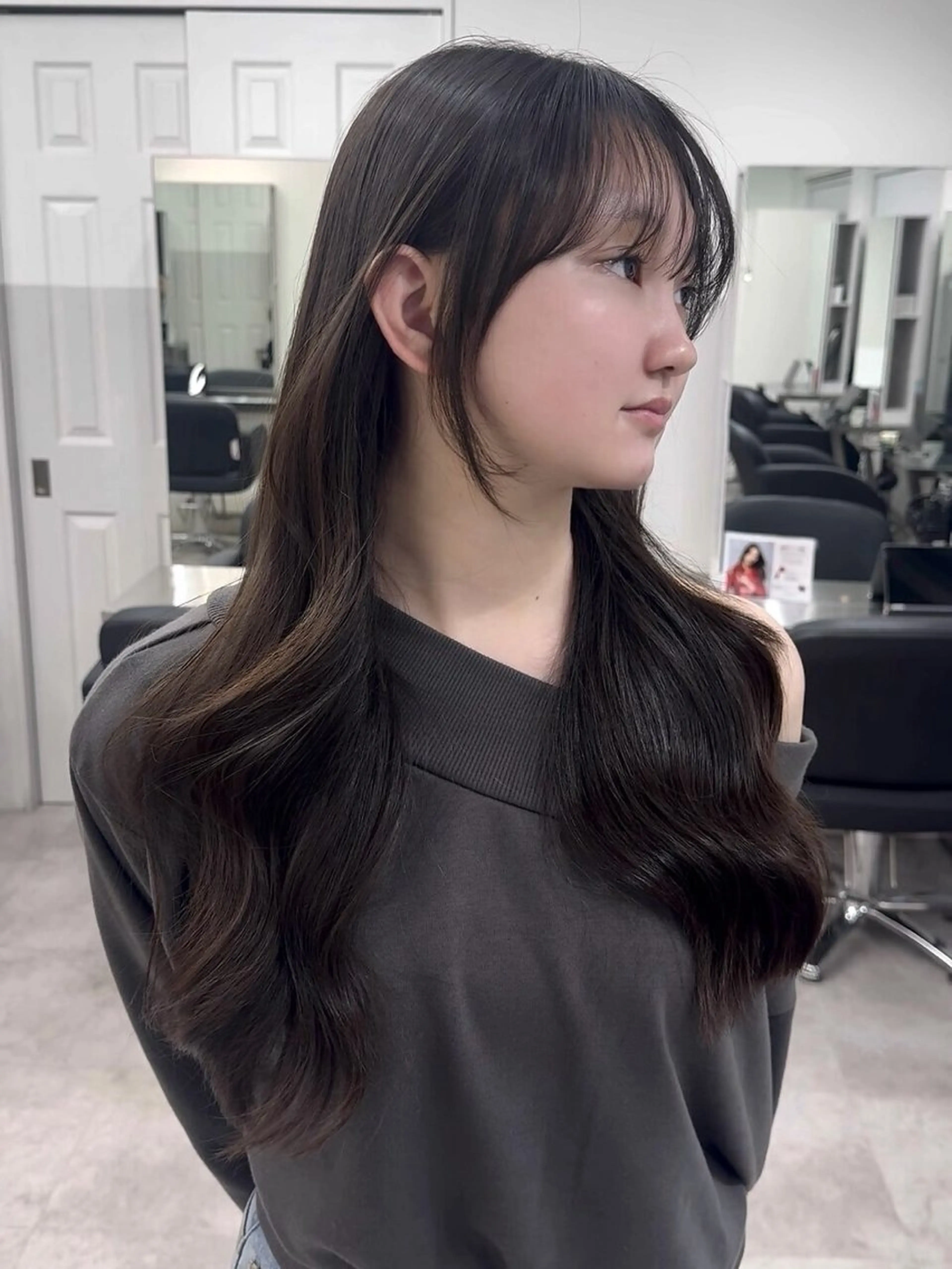 ロング ヘアカラー トリートメント 透明感カラー×髪質 とぅるん艶・猿渡のヘアスタイル