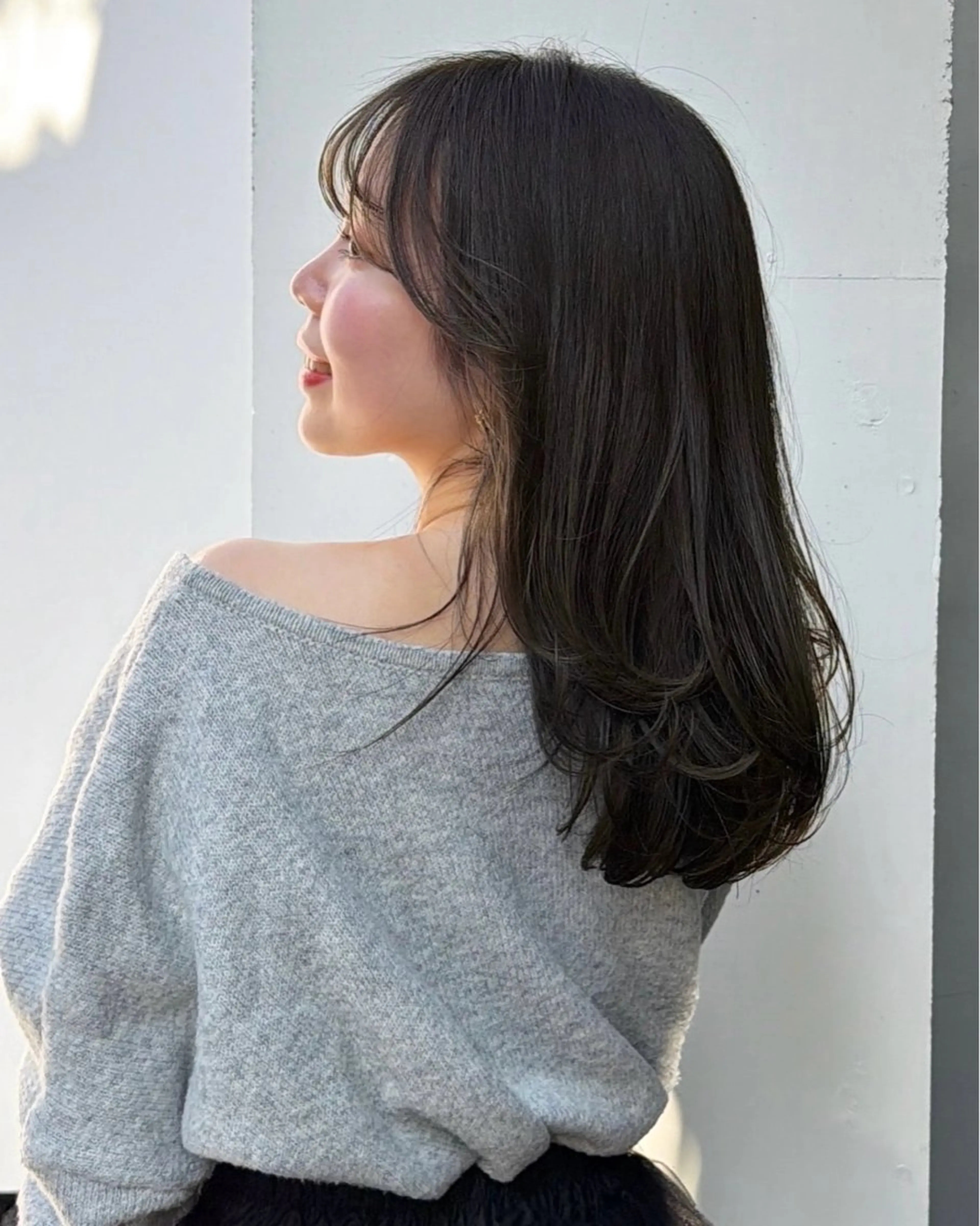 ミディアム カラー カット ヘアカラー トリートメント ヘッドスパ オリーブ/縮毛♡ Natsuno🩰のヘアスタイル