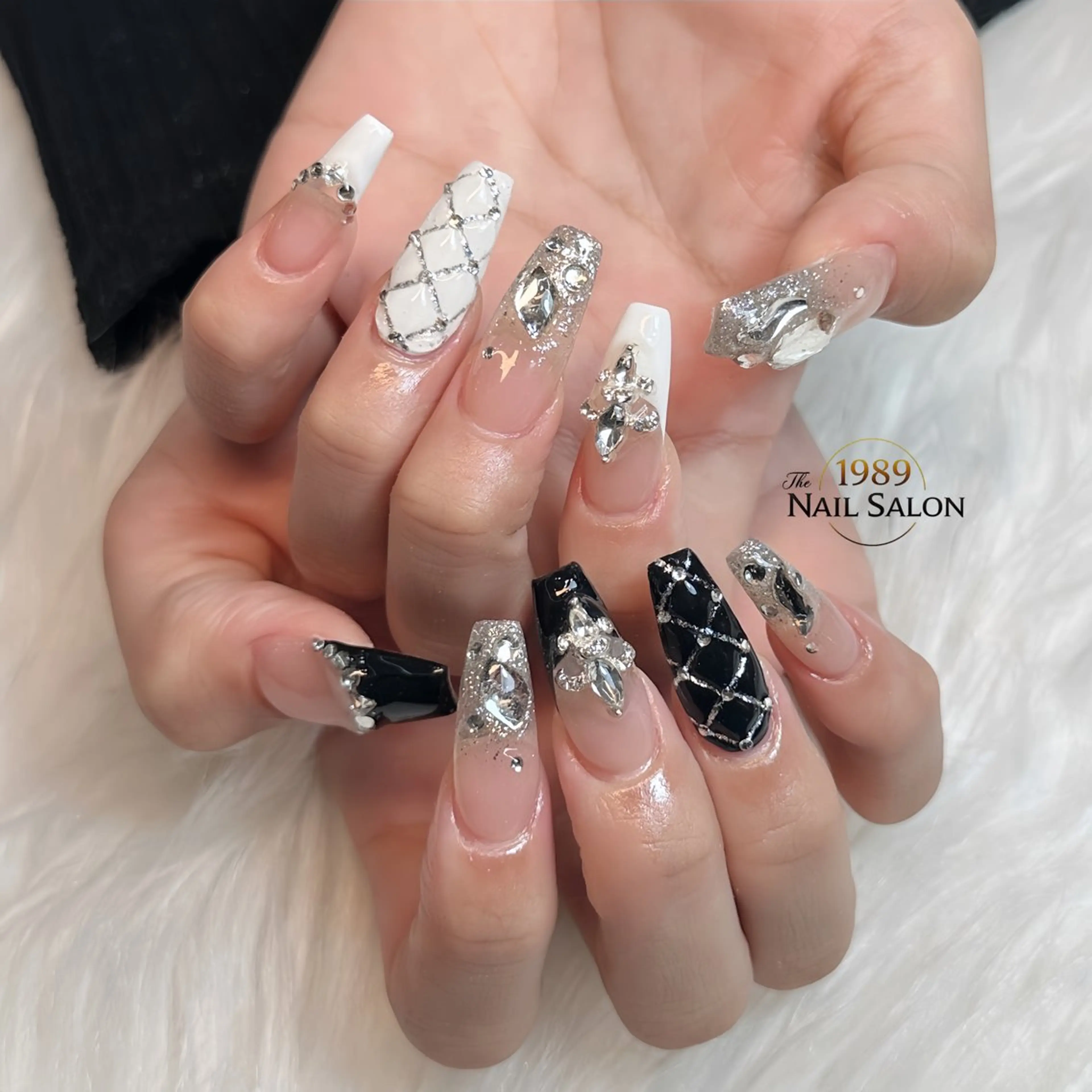 ネイル ハンドネイル The 1989 Nail Salonのネイルデザイン