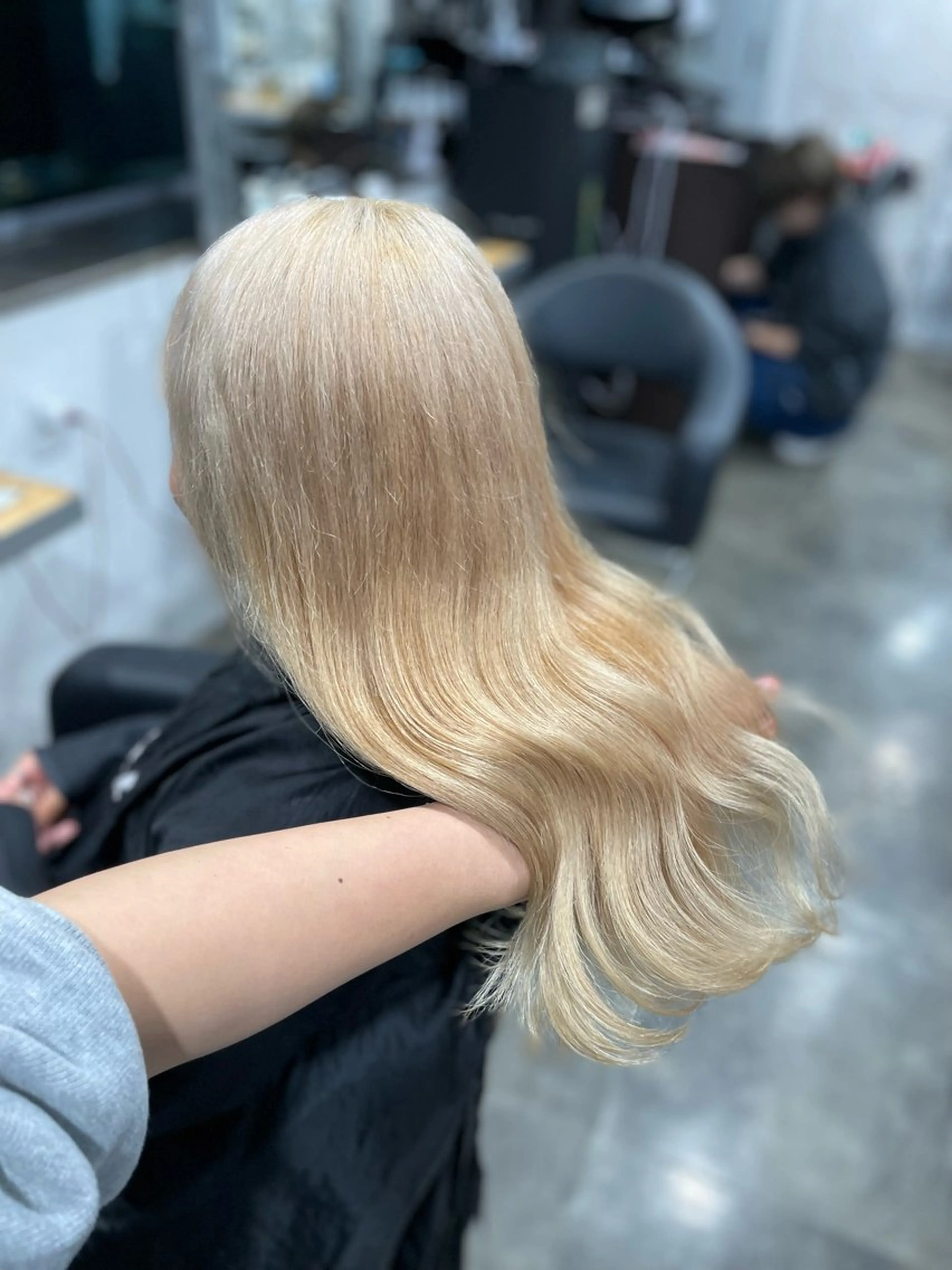 ミディアム カラー カット ヘアカラー トリートメント ヘアセット 艶髪/透明感🪽 DISCO🪽のヘアスタイル