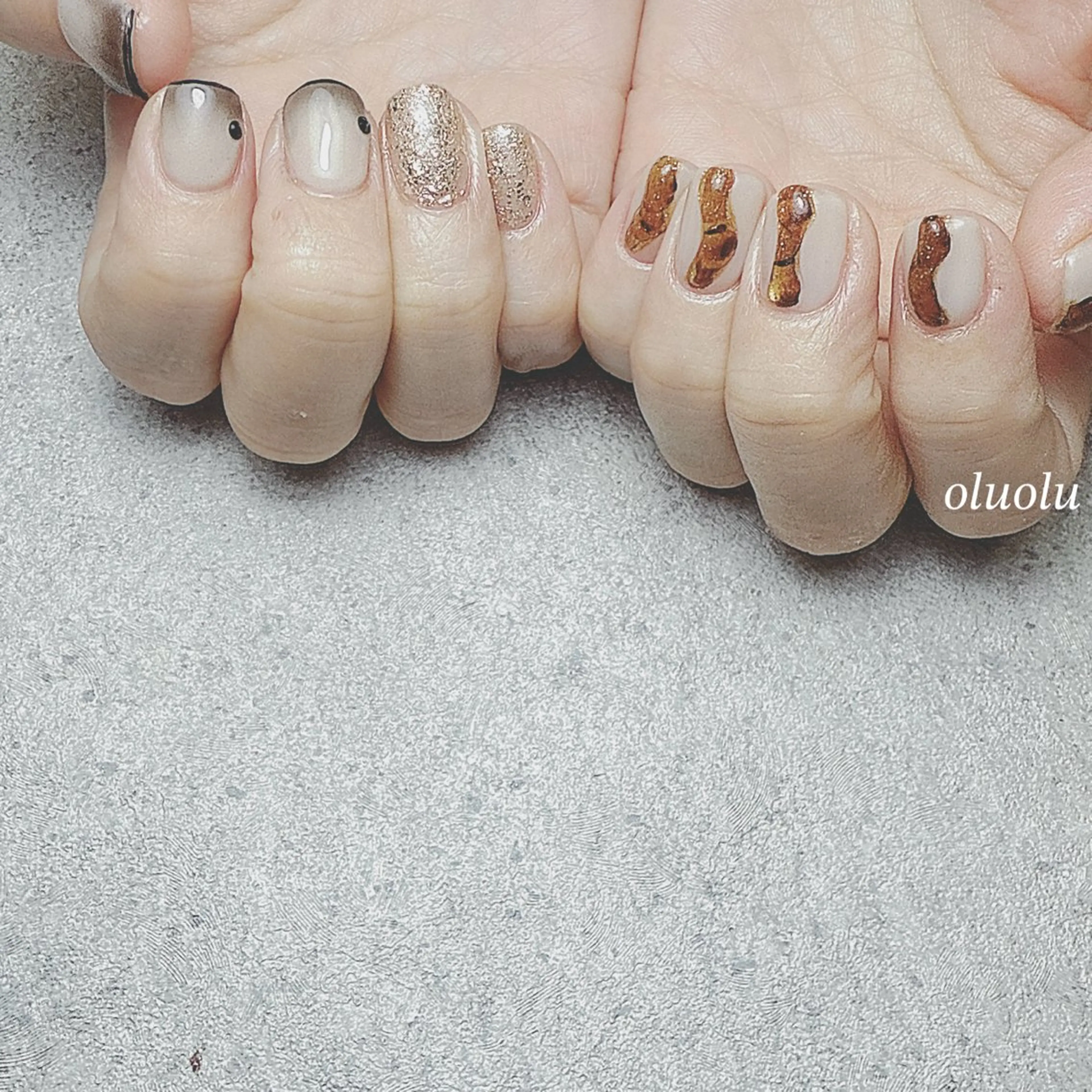 ネイル マグネットネイル ニュアンスネイル ぷっくりネイル ハンドネイル 大村 紬華のネイルデザイン