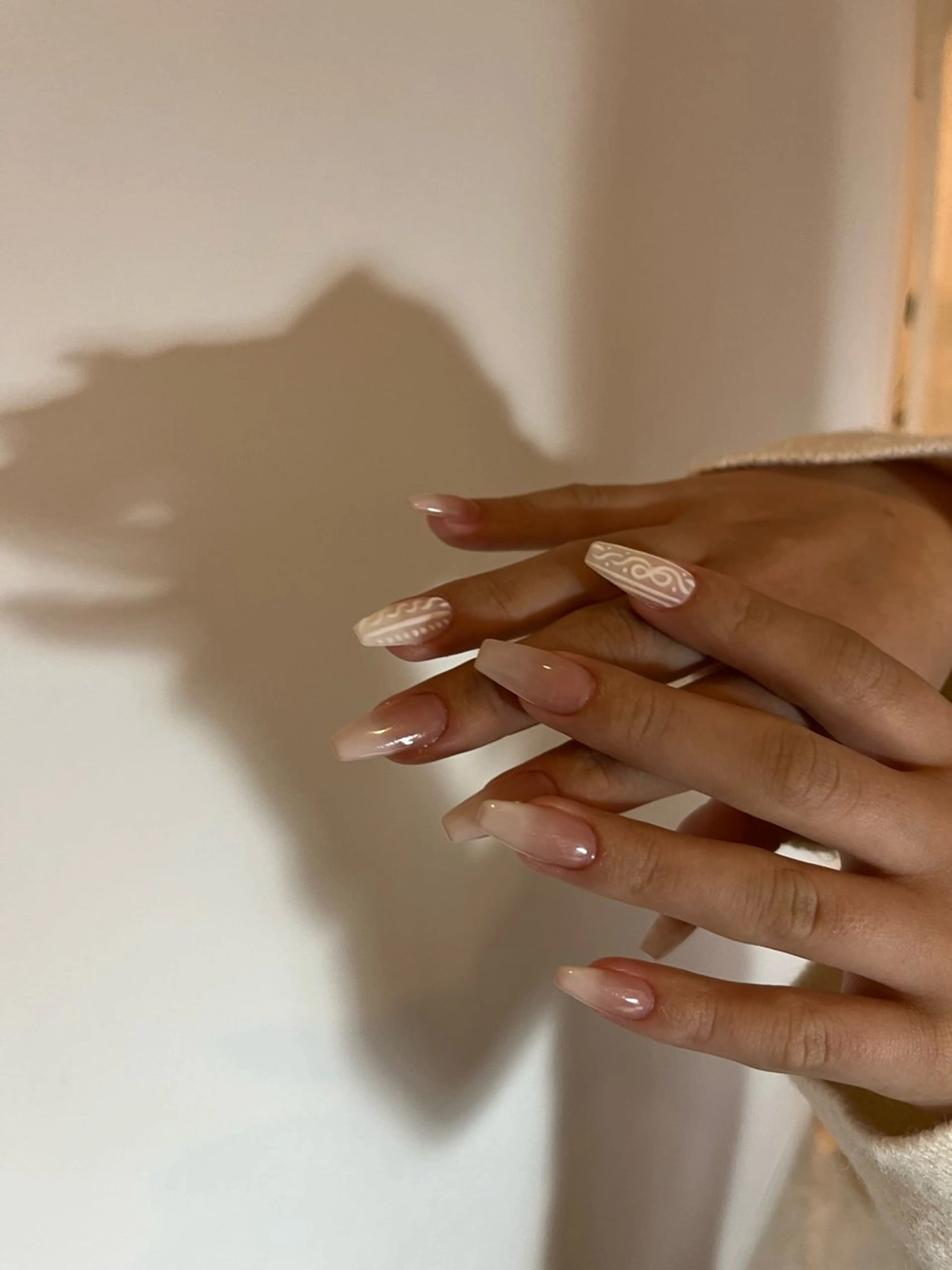 ネイル シンプルネイル ハンドネイル people所属・luster shihoのネイルデザイン