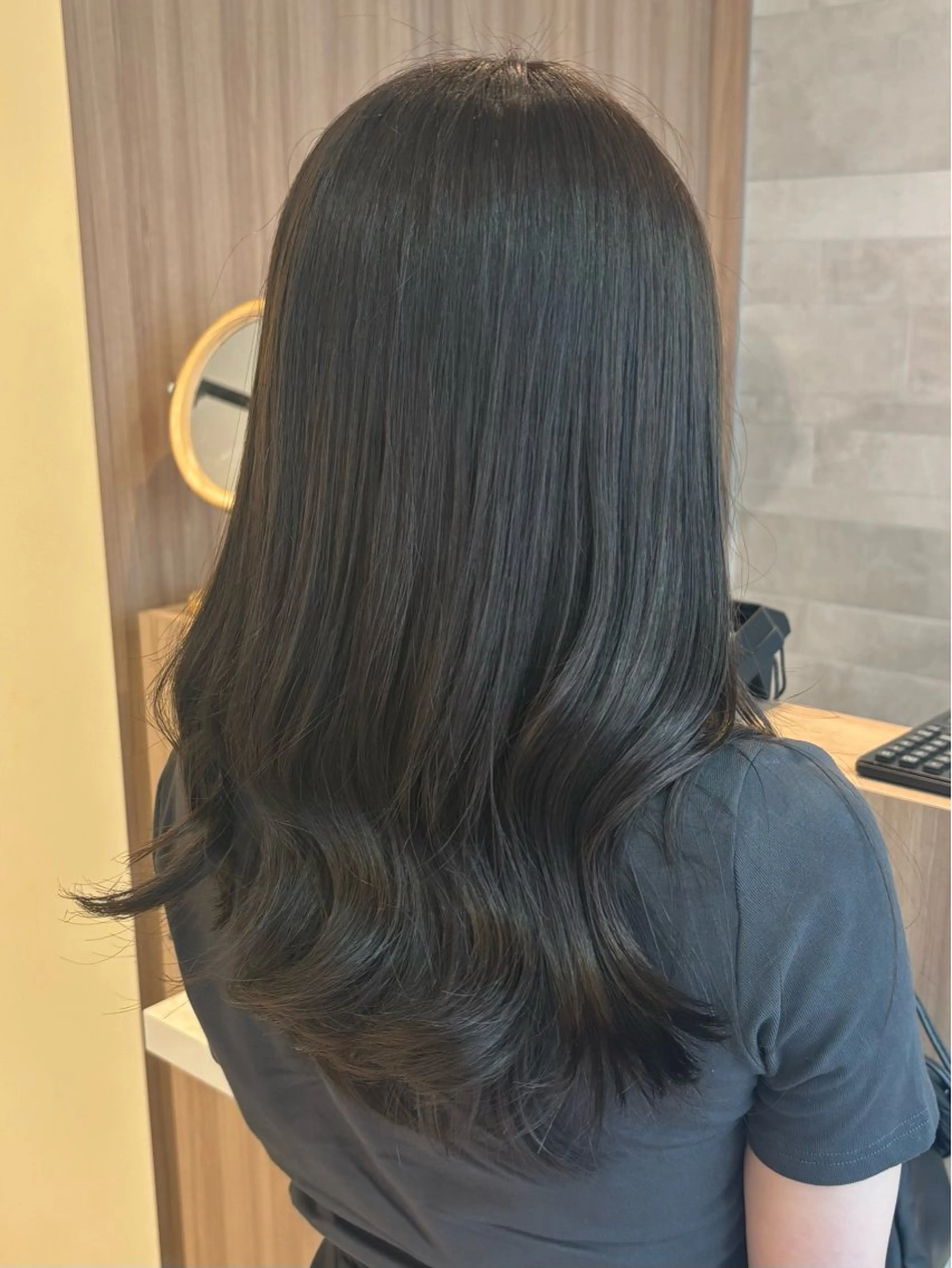 ロング カラー 透明感カラー グレージュ オリーブグレージュ オリーブグレー カット ヘアカラー トリートメント 暖色/艶カラー🍑☆ /杉村夏希のヘアスタイル