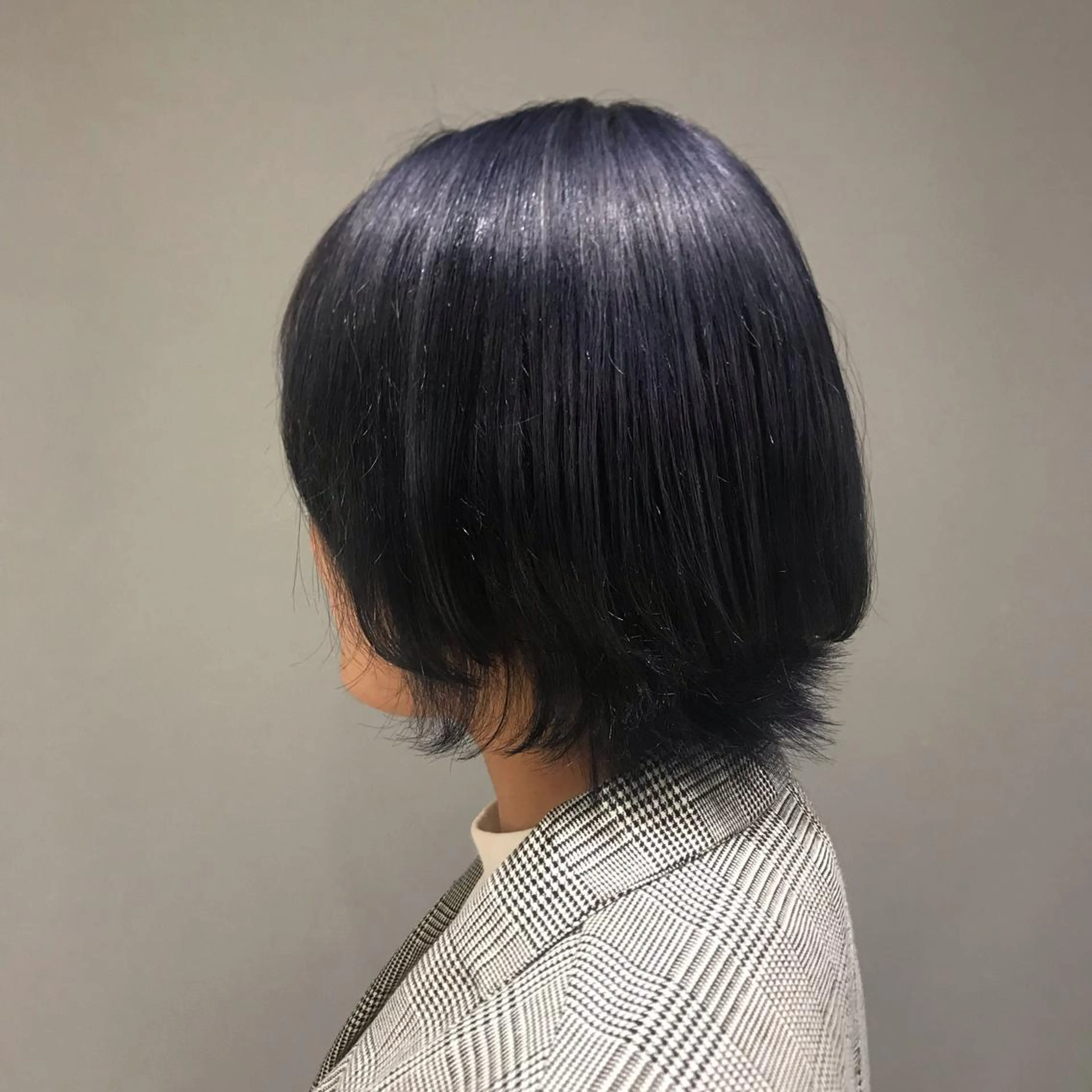 ショート カラー ブルーカラー ブルーラベンダー ラベンダーカラー 茂木 結希のヘアスタイル