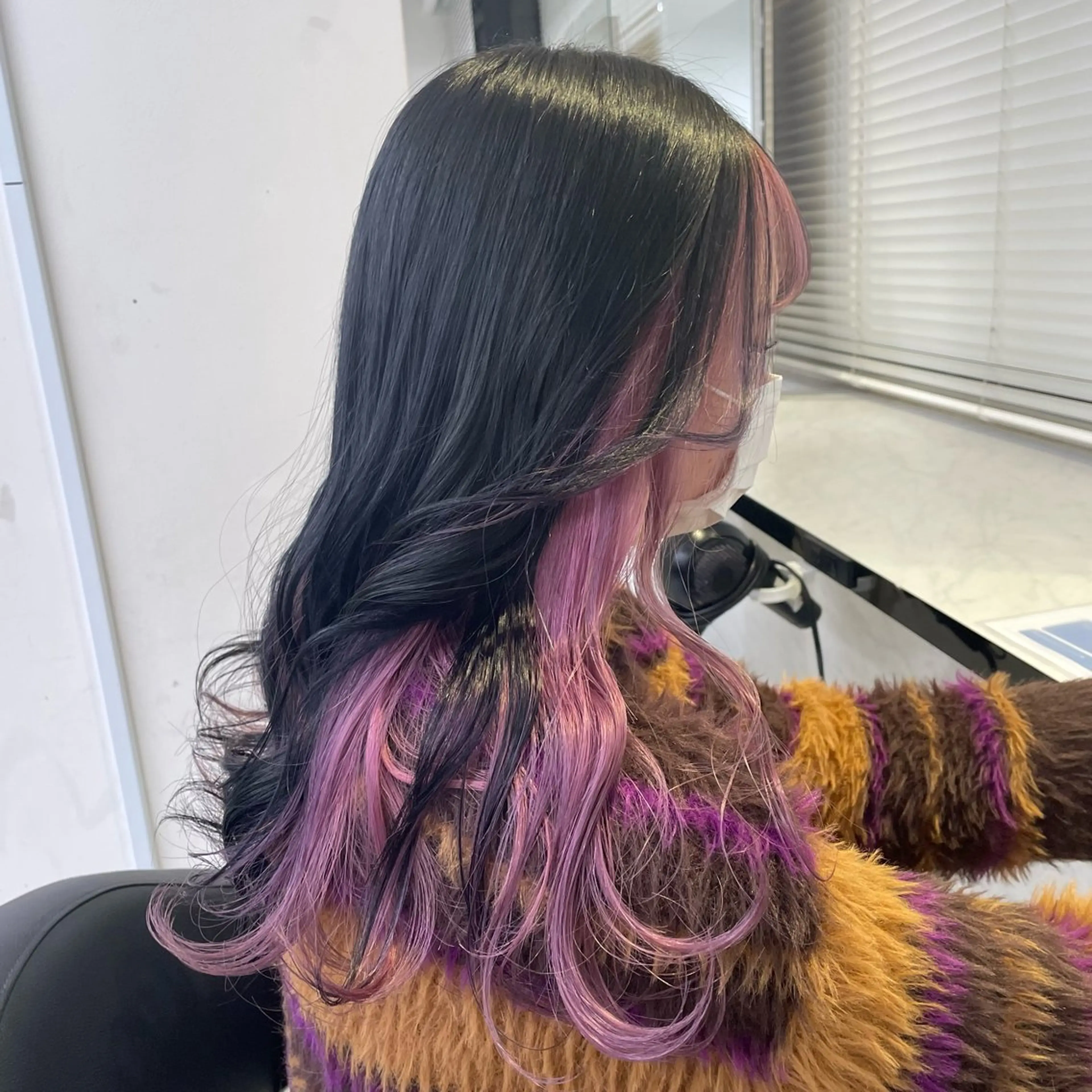 ロング カラー ヘアアレンジ ブリーチ インナーカラー 髪質改善 トリートメント ヘアカラー ピンク・ベージュ🩰 カラー🫧とらのヘアスタイル