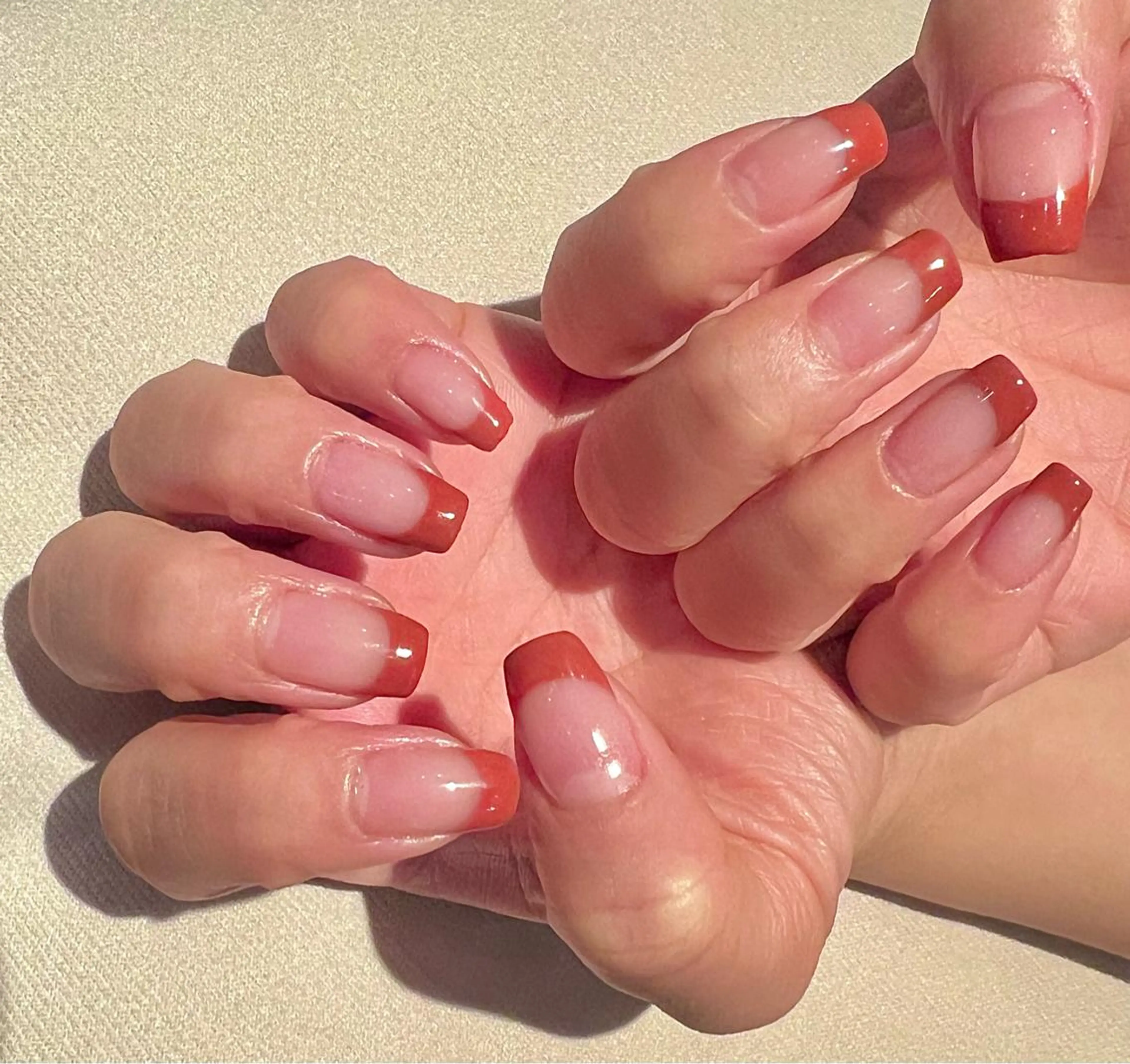 ショート カラー ネイル アートネイル オフィスネイル ワンカラーネイル ショートネイル ネイルサロン　リリーブランシュ所属・森 瑞紀のネイルデザイン