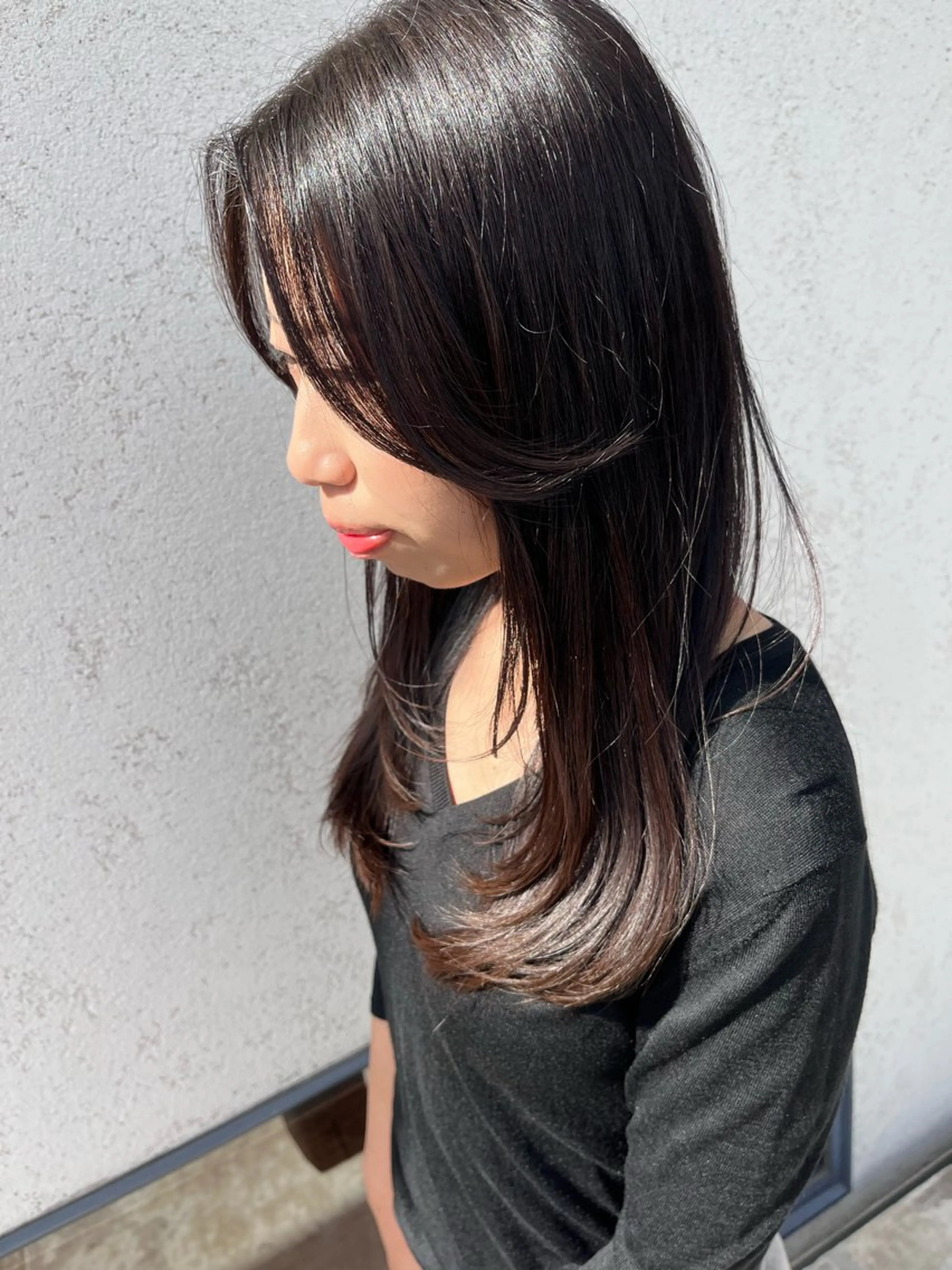 ロング レイヤーカット idea研究学園店所属・艶髪／レイヤーカット 塚越　紗菜のヘアスタイル