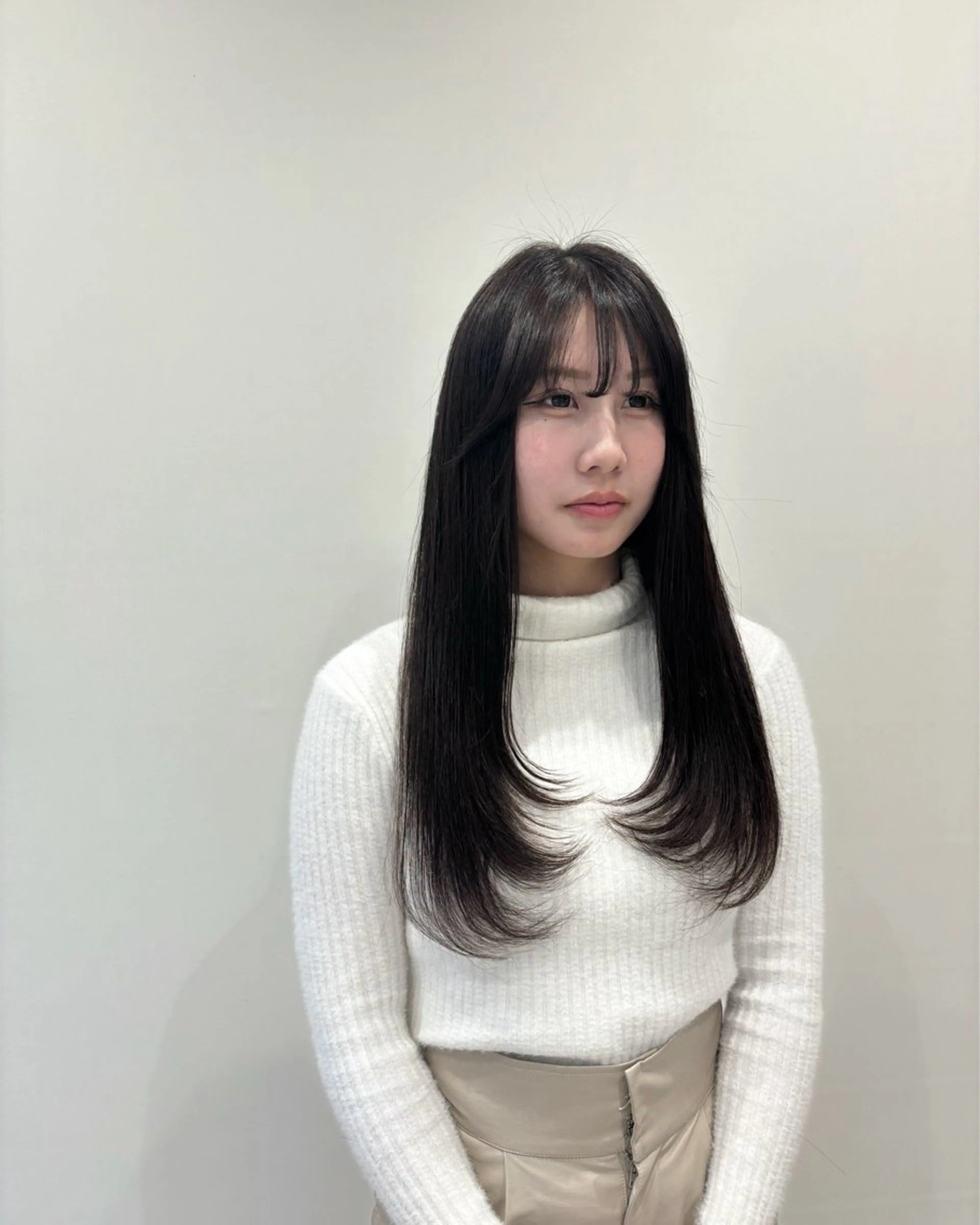 ロング レイヤーカット カット/カラー/ パーマ新居見奈央のヘアスタイル