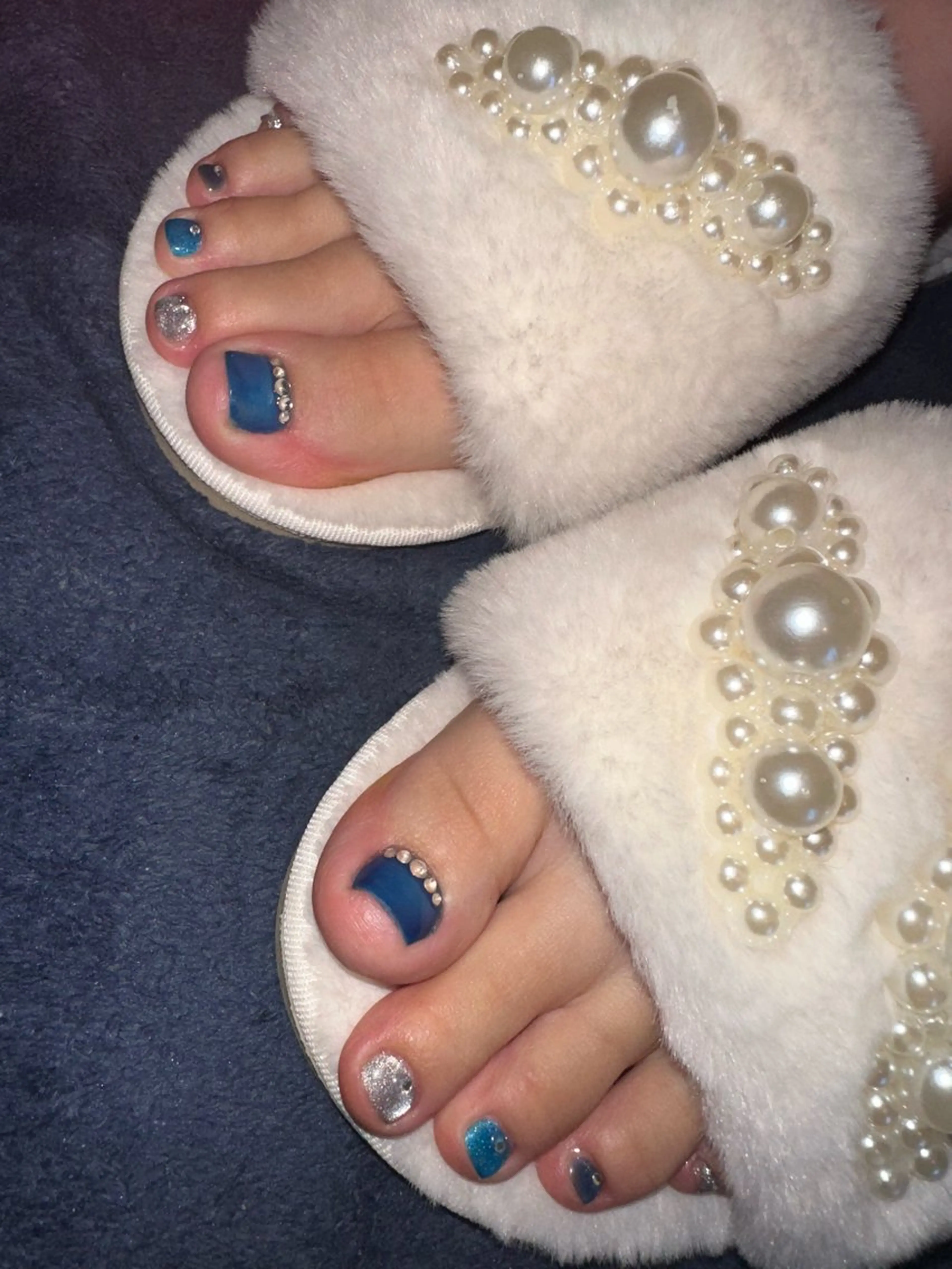 ショート フットネイル YOKOSUKA⚓️ NAILSのネイルデザイン