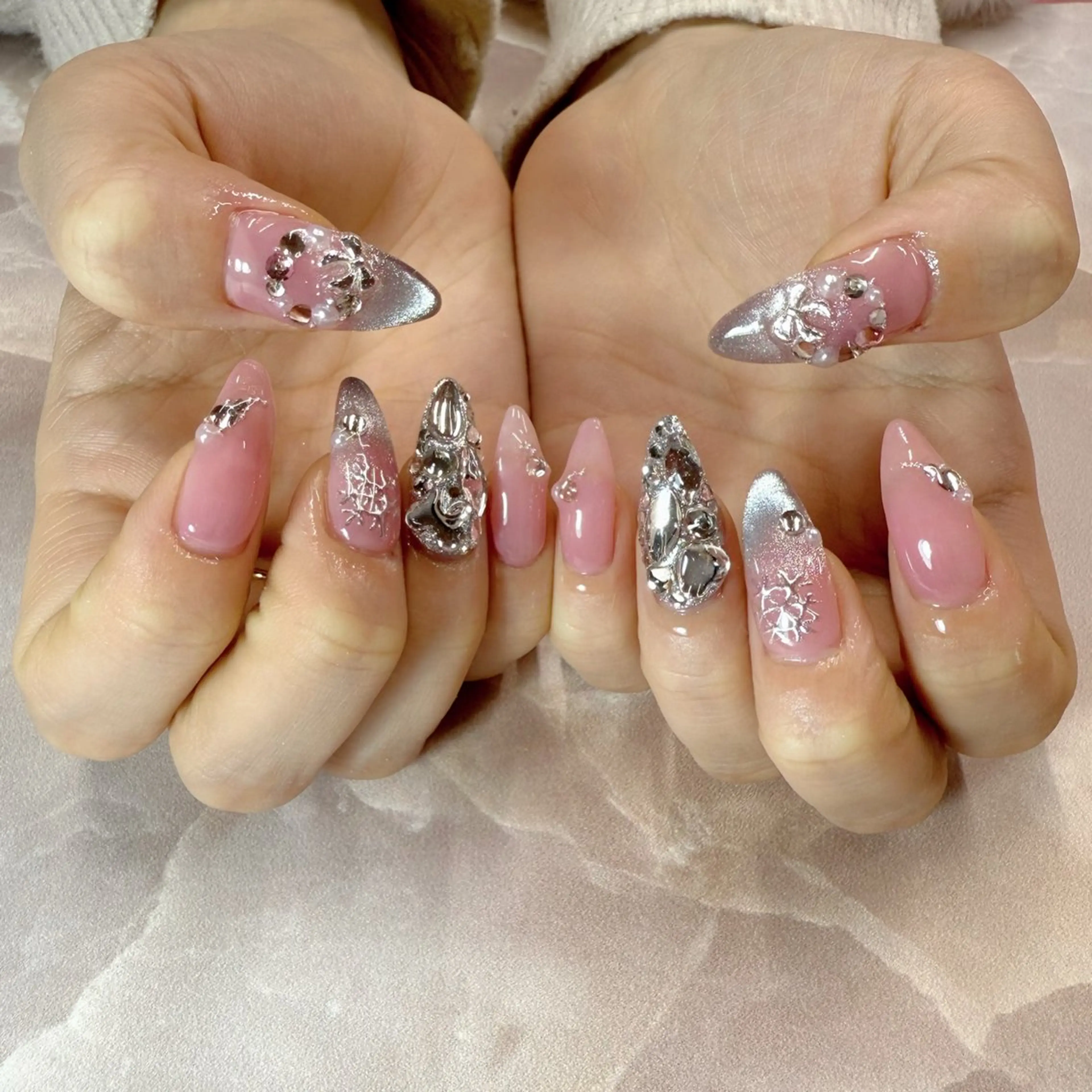 ネイル Rose Glass 高蔵寺店のネイルデザイン