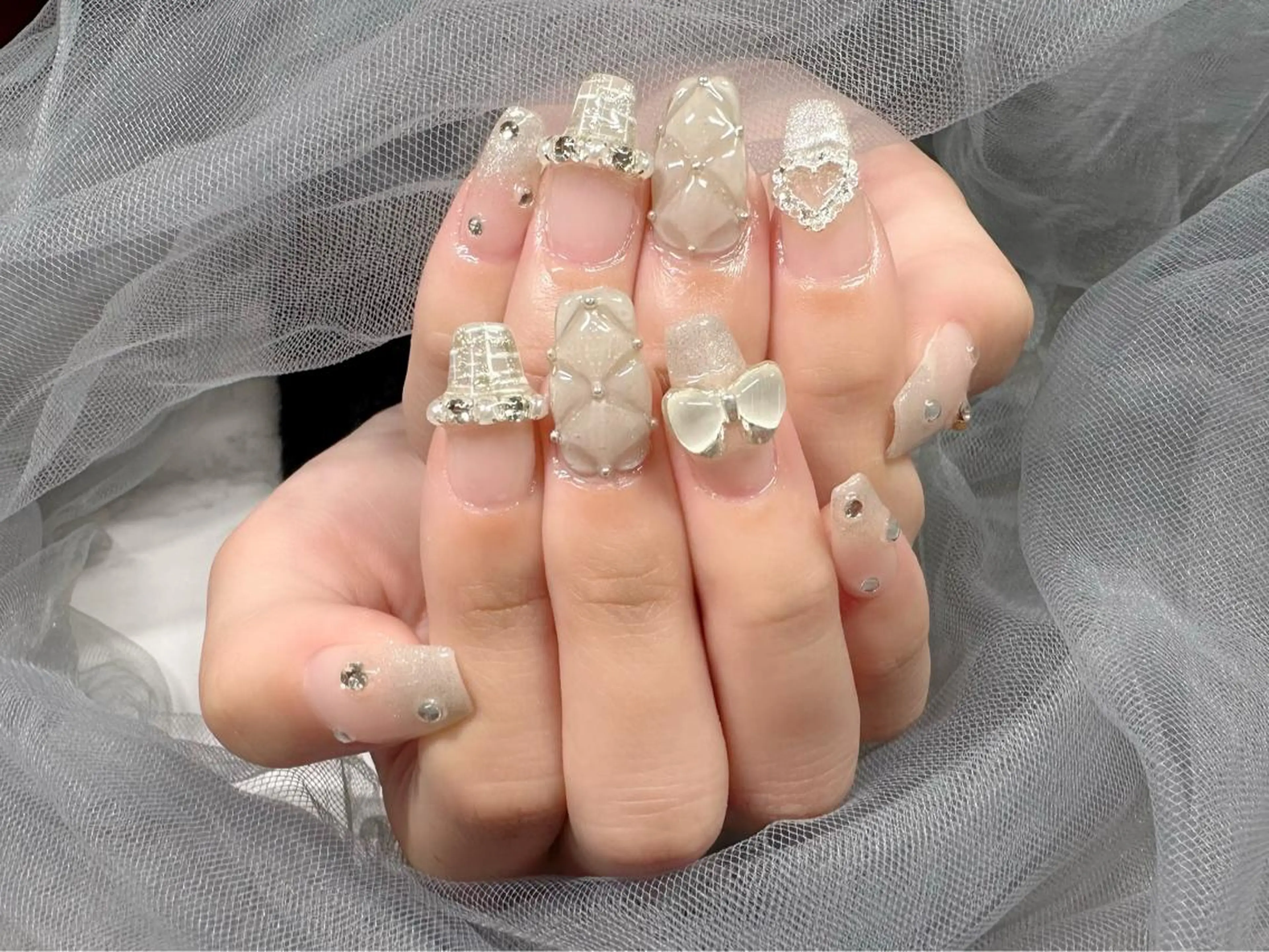 ネイル キラキラネイル マグネットネイル ツイードネイル ハンドネイル KURELLY所属・Nail Salon KURELLYのネイルデザイン