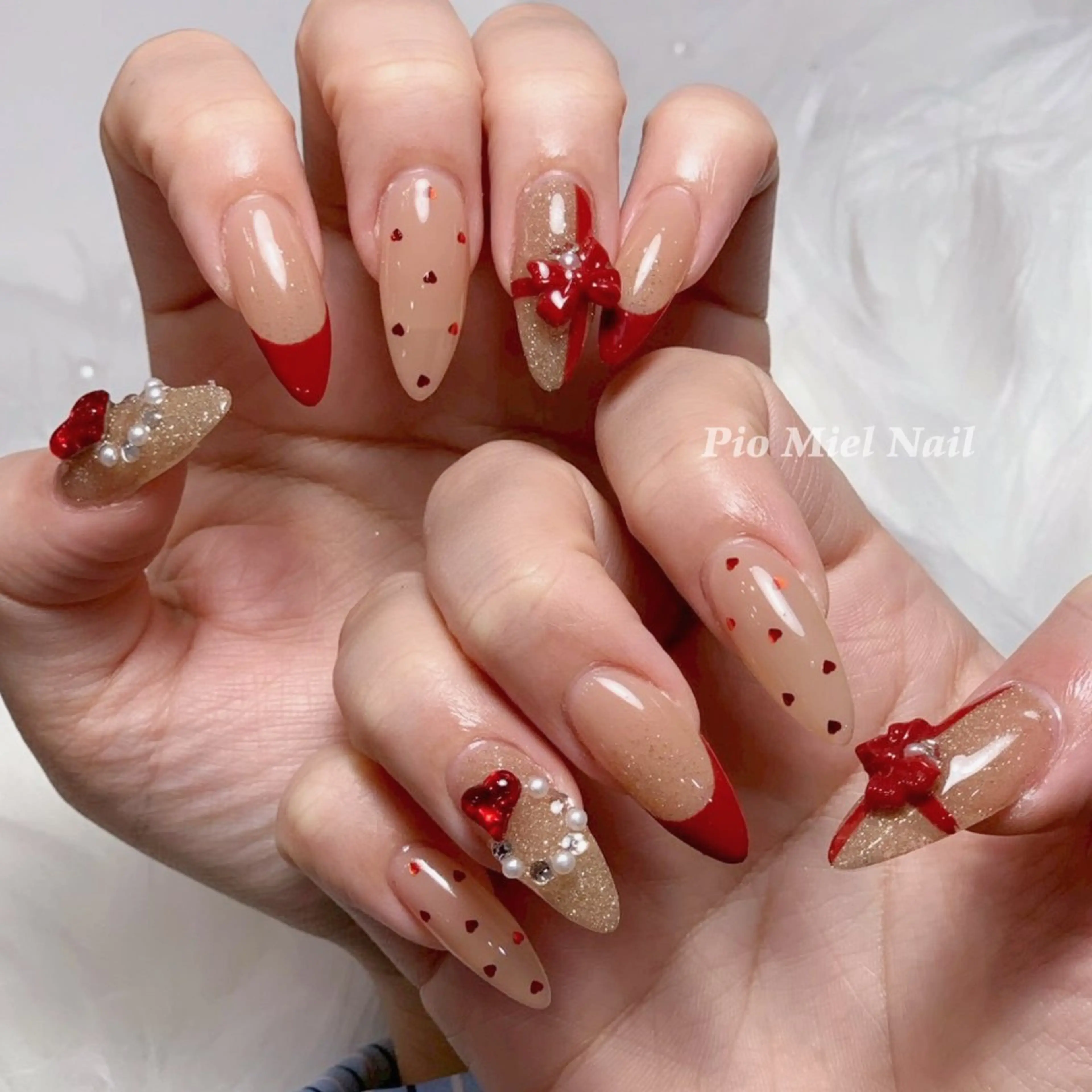 ネイル 韓国ネイル マグネットネイル ニュアンスネイル シンプルネイル ツイードネイル ハンドネイル Pio Mielのネイルデザイン