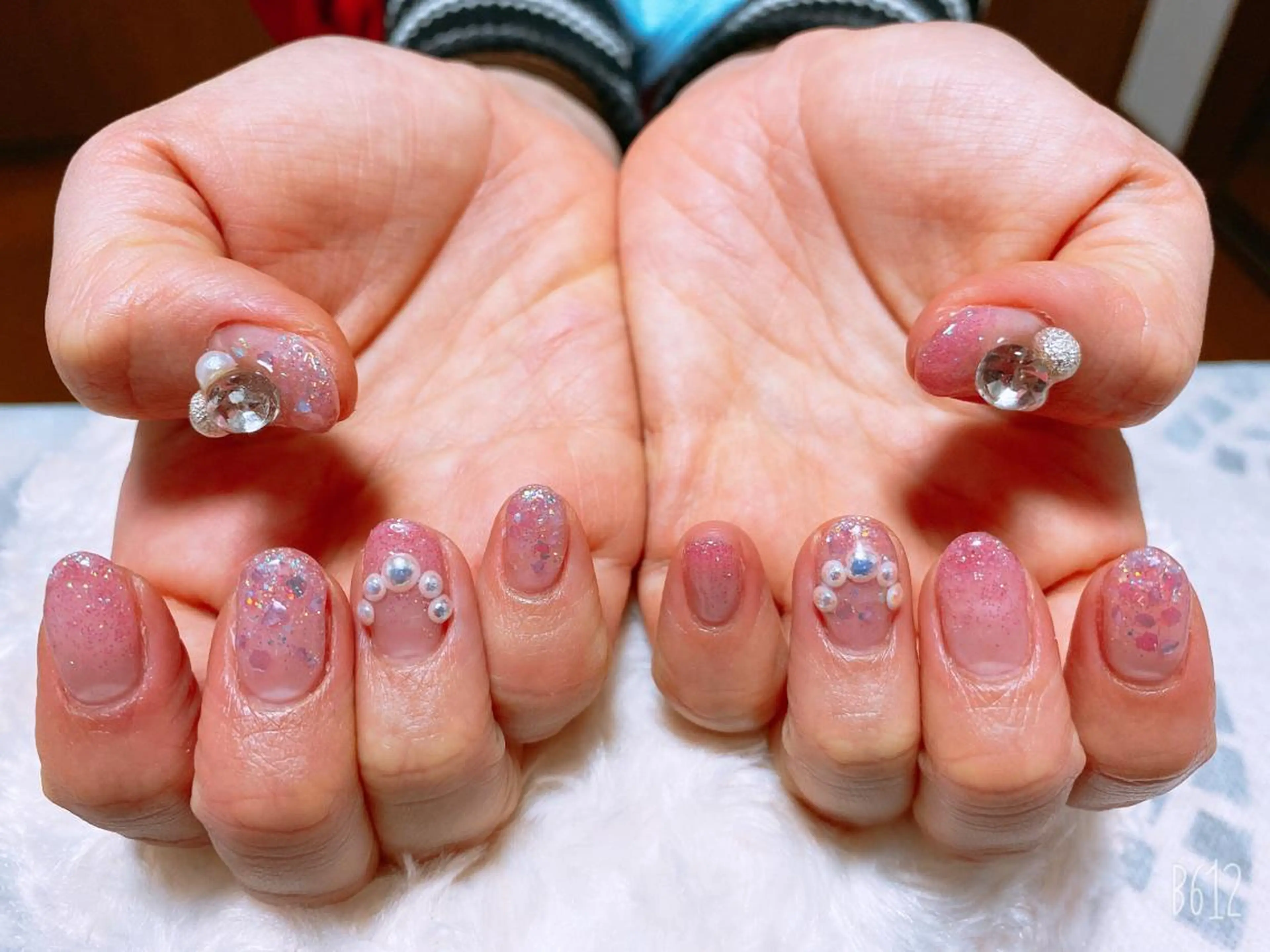 ネイル The Best Beauty受付担当のヘアスタイル