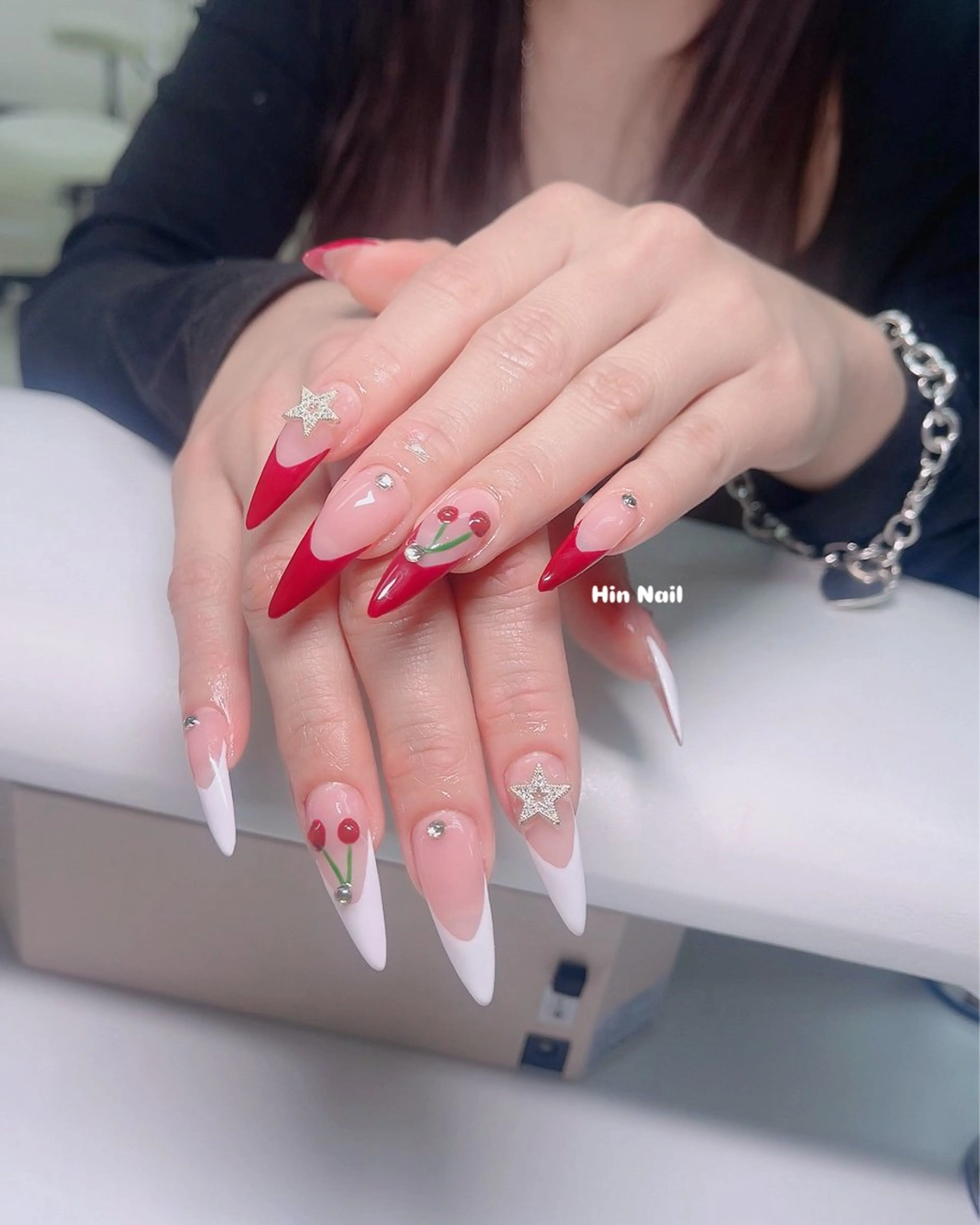 ネイル HIN NAILのネイルデザイン