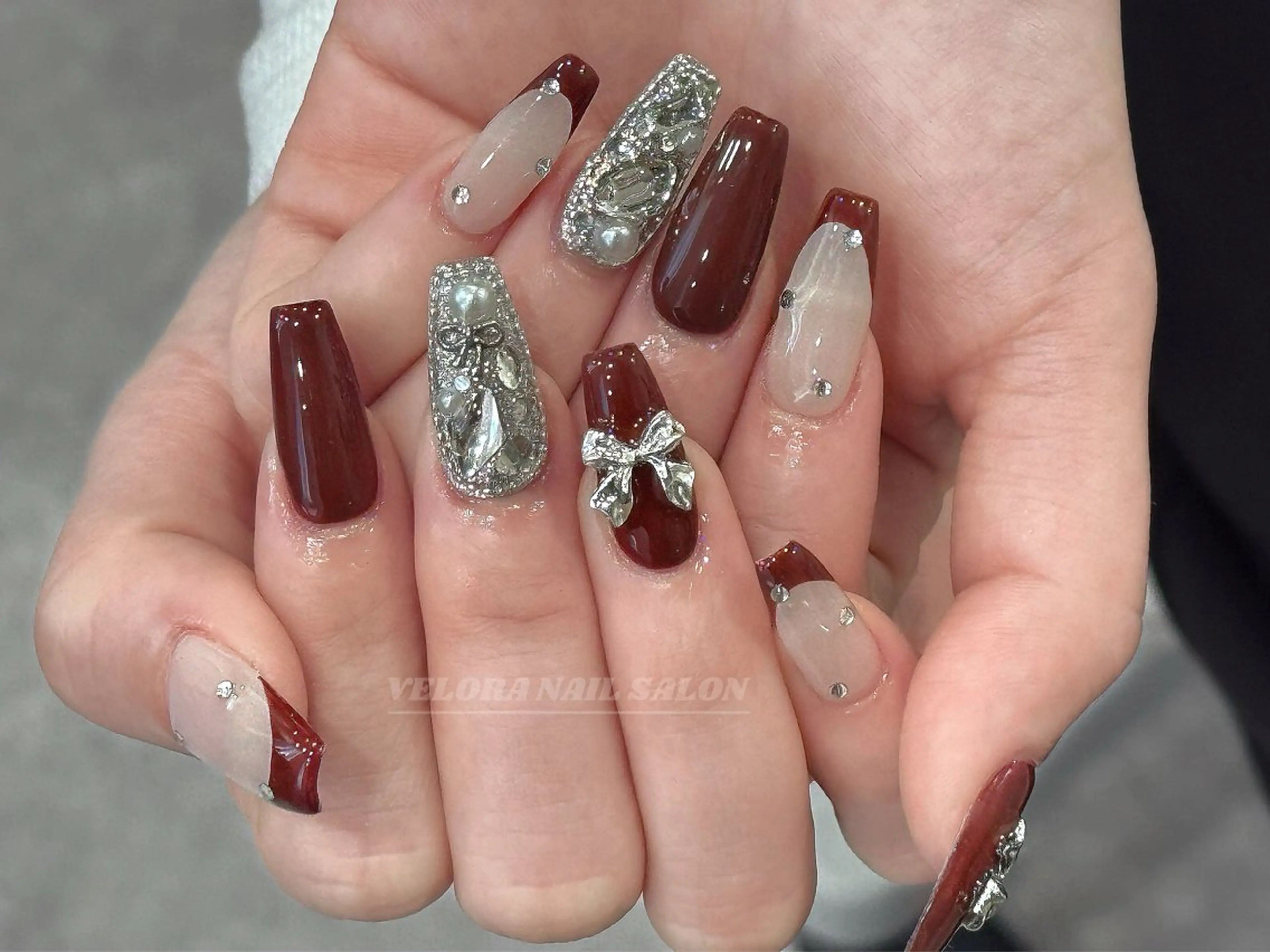 ネイル 長さ出し フレンチネイル ジェルネイル キラキラネイル 韓国ネイル ハンドネイル RINA NAILのネイルデザイン