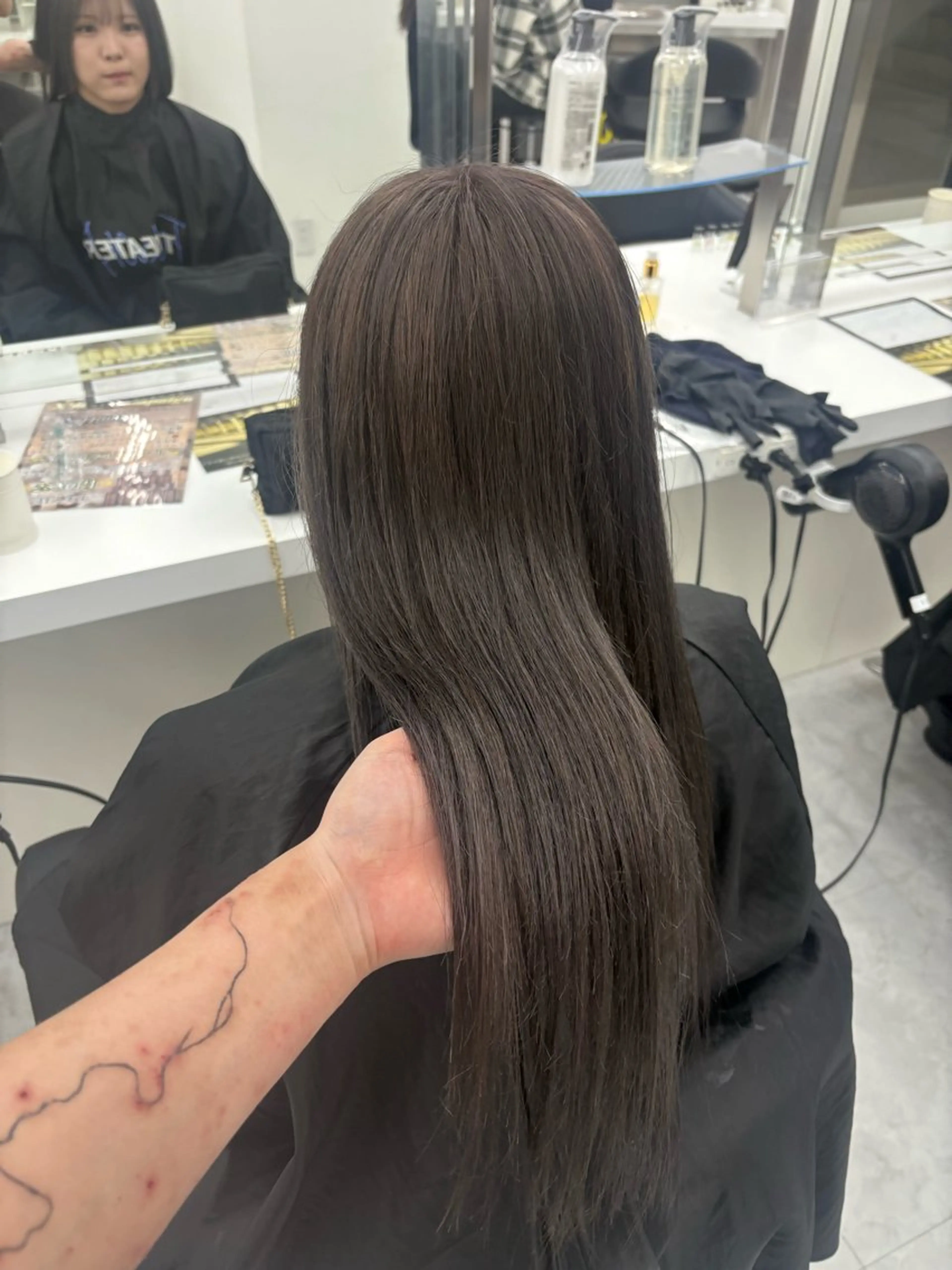 カラー ハイトーン/透明感 艶カラー/SAKI‎のヘアスタイル