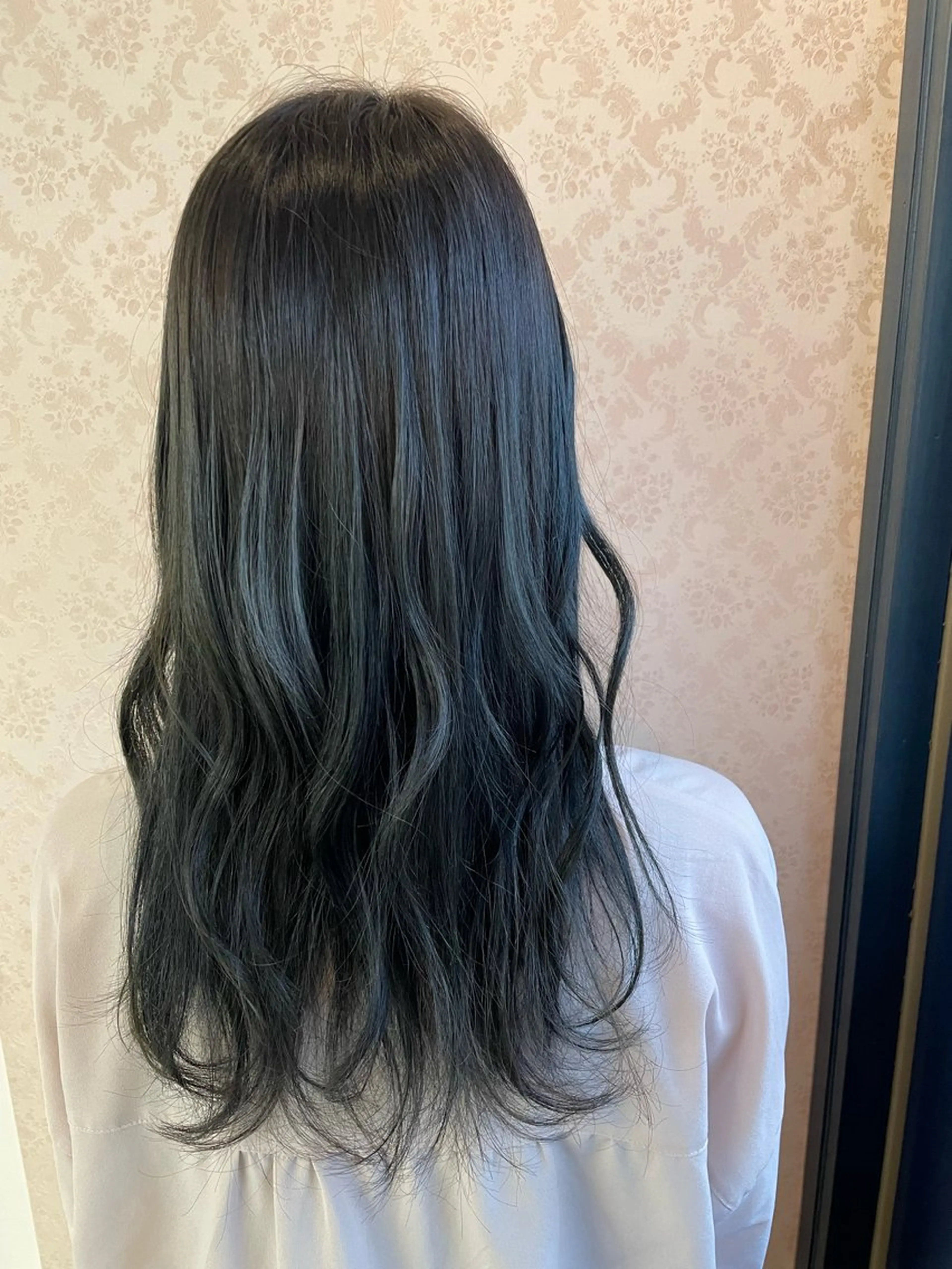 ロング カラー ヒヨシ ルナのヘアスタイル