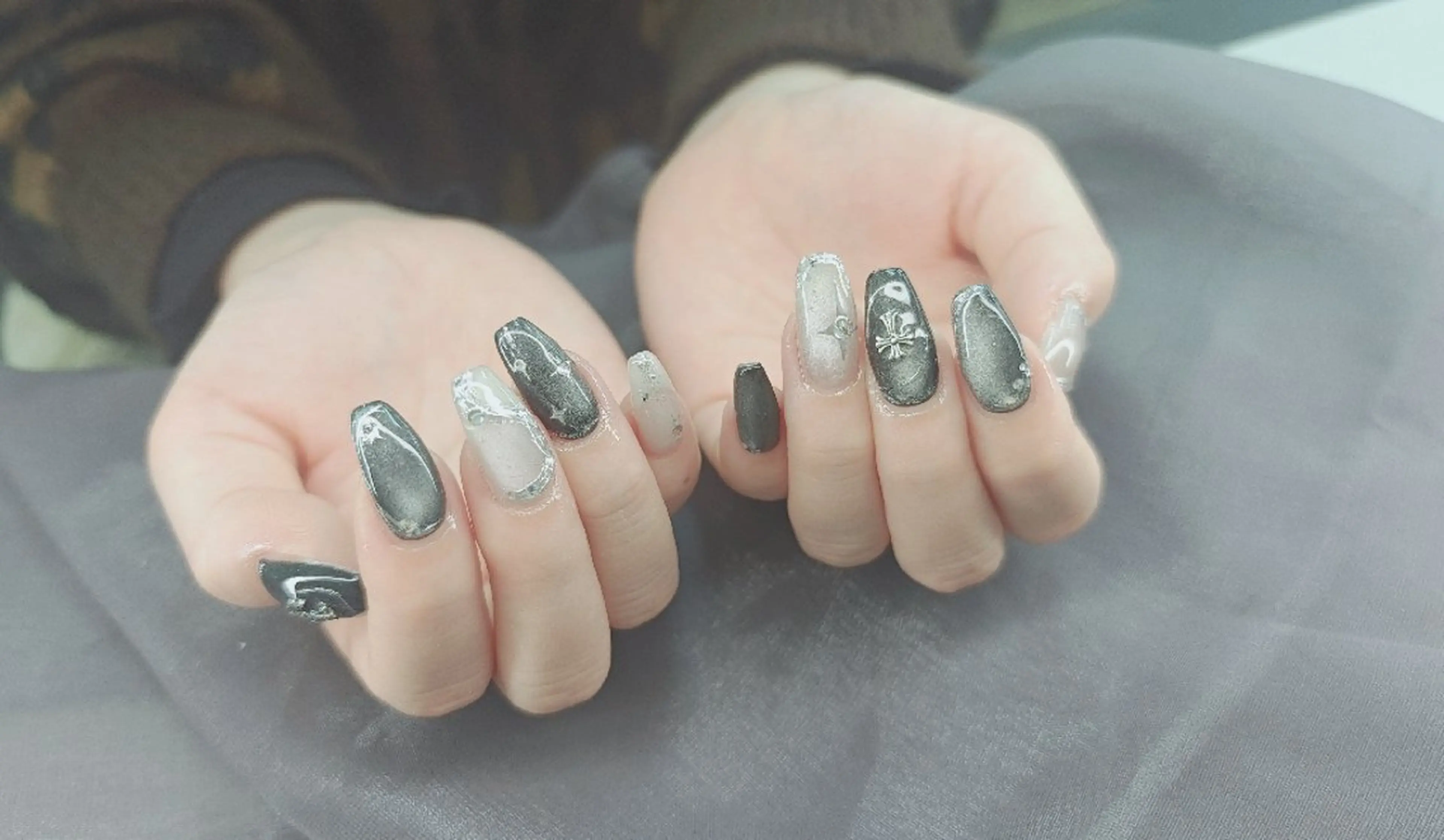 ネイル べっ甲ネイル チークネイル フレンチネイル 韓国ネイル ニュアンスネイル ハンドネイル ♡Sherry  Nail♡のネイルデザイン