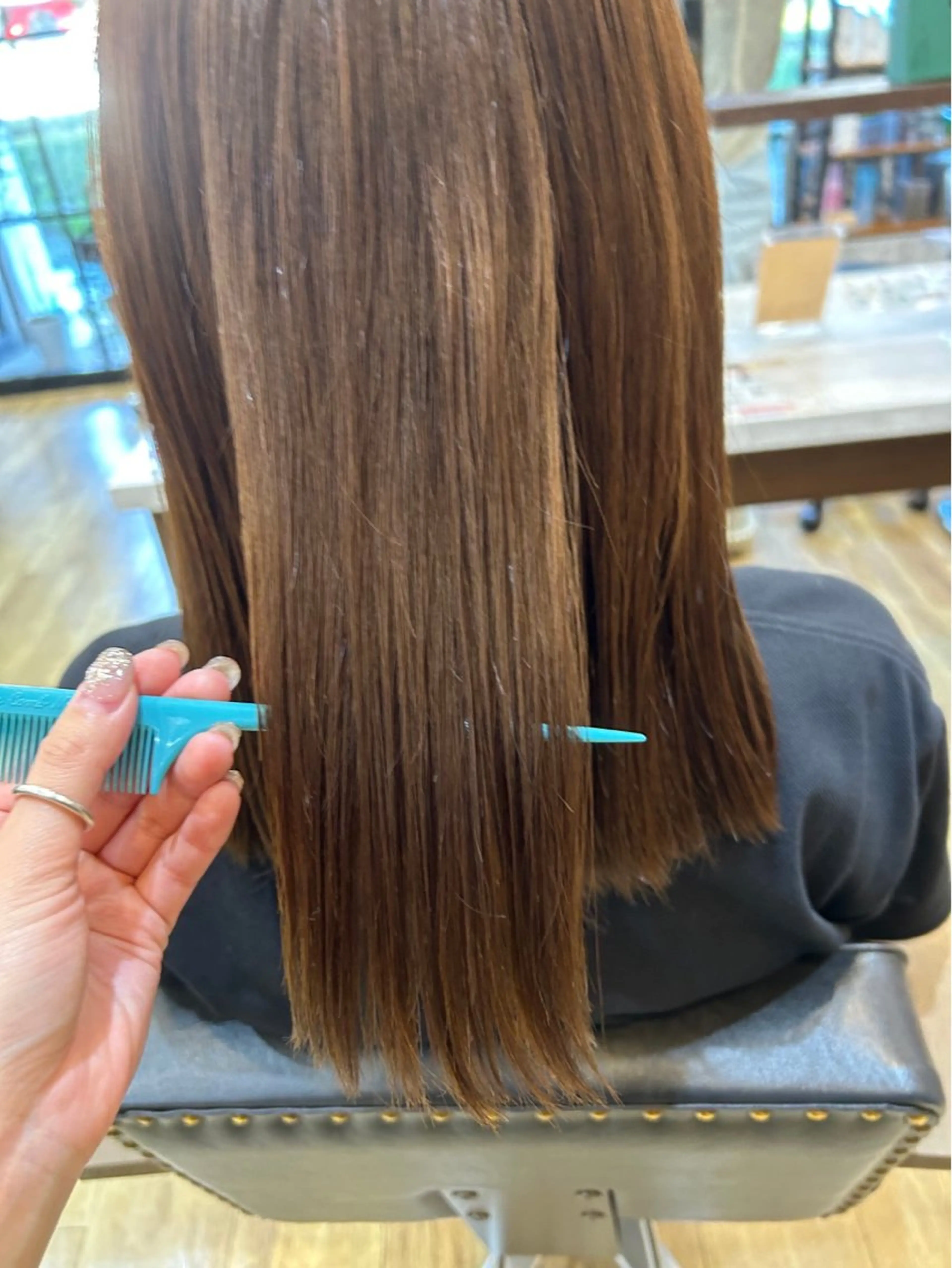 セミロング 透明感/ハイトーン Annaのヘアスタイル