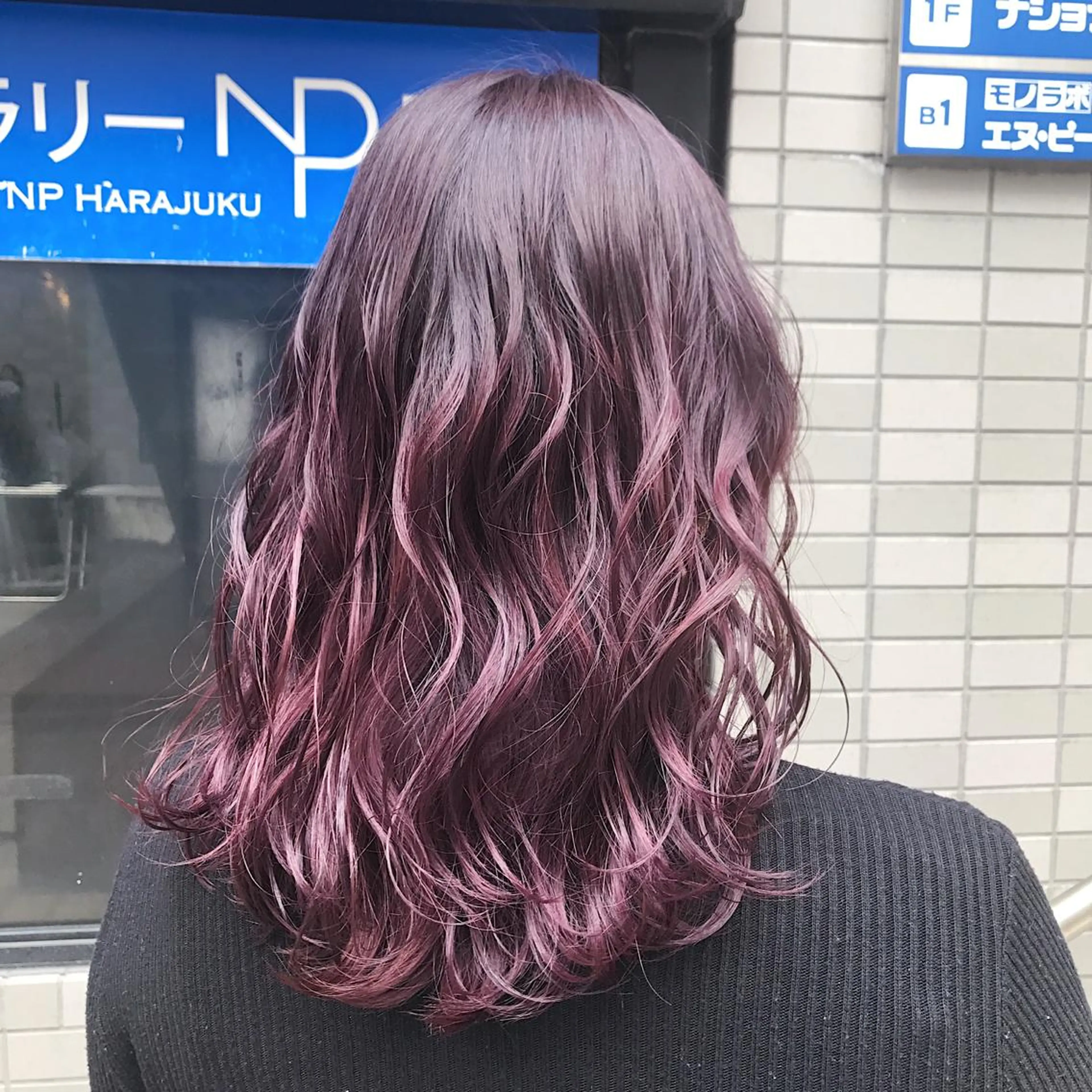 ミディアム カラー ヘアアレンジ Zina渋谷エリア マネージャShionのヘアスタイル