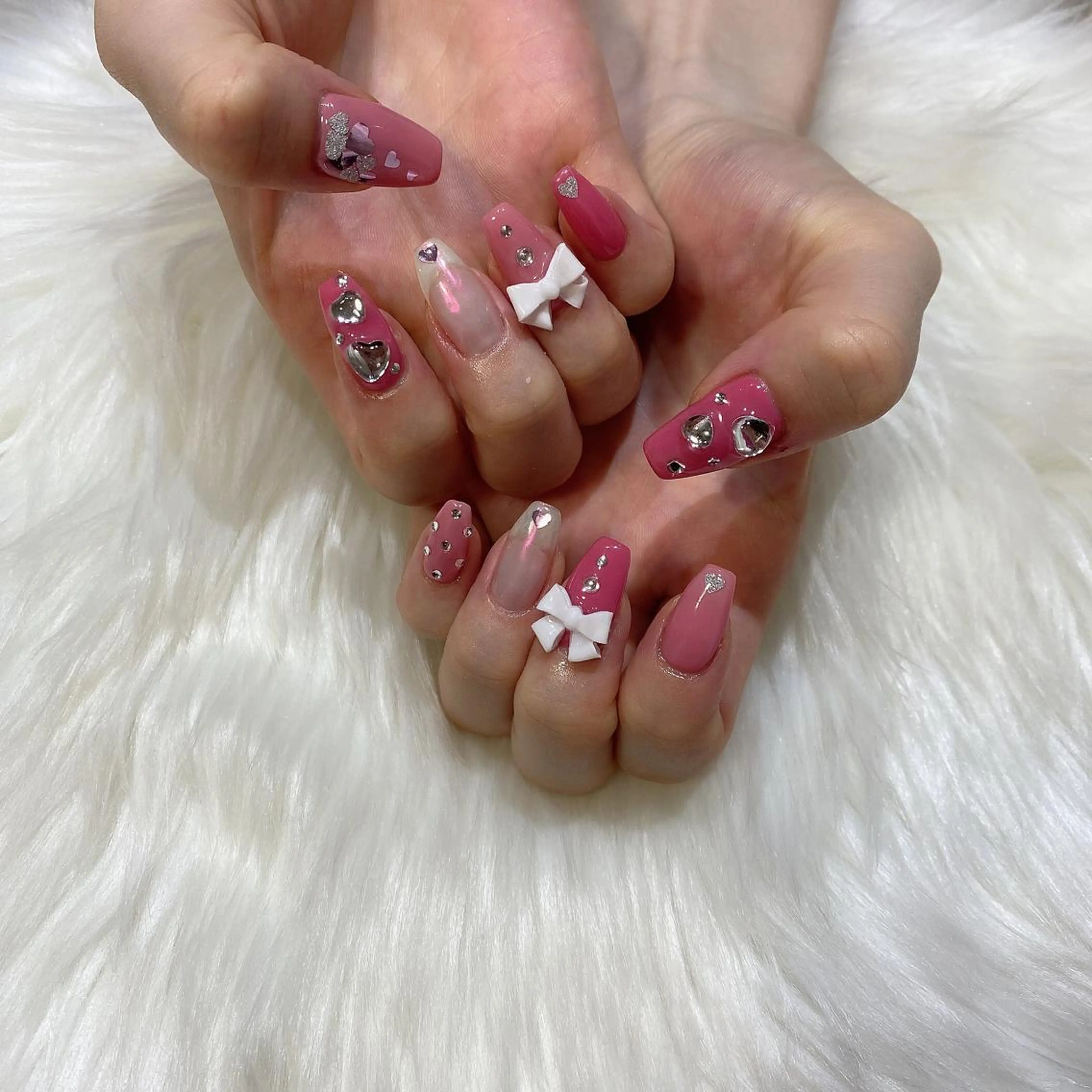 ネイル リボン ハンドネイル 西岡 杏のネイルデザイン