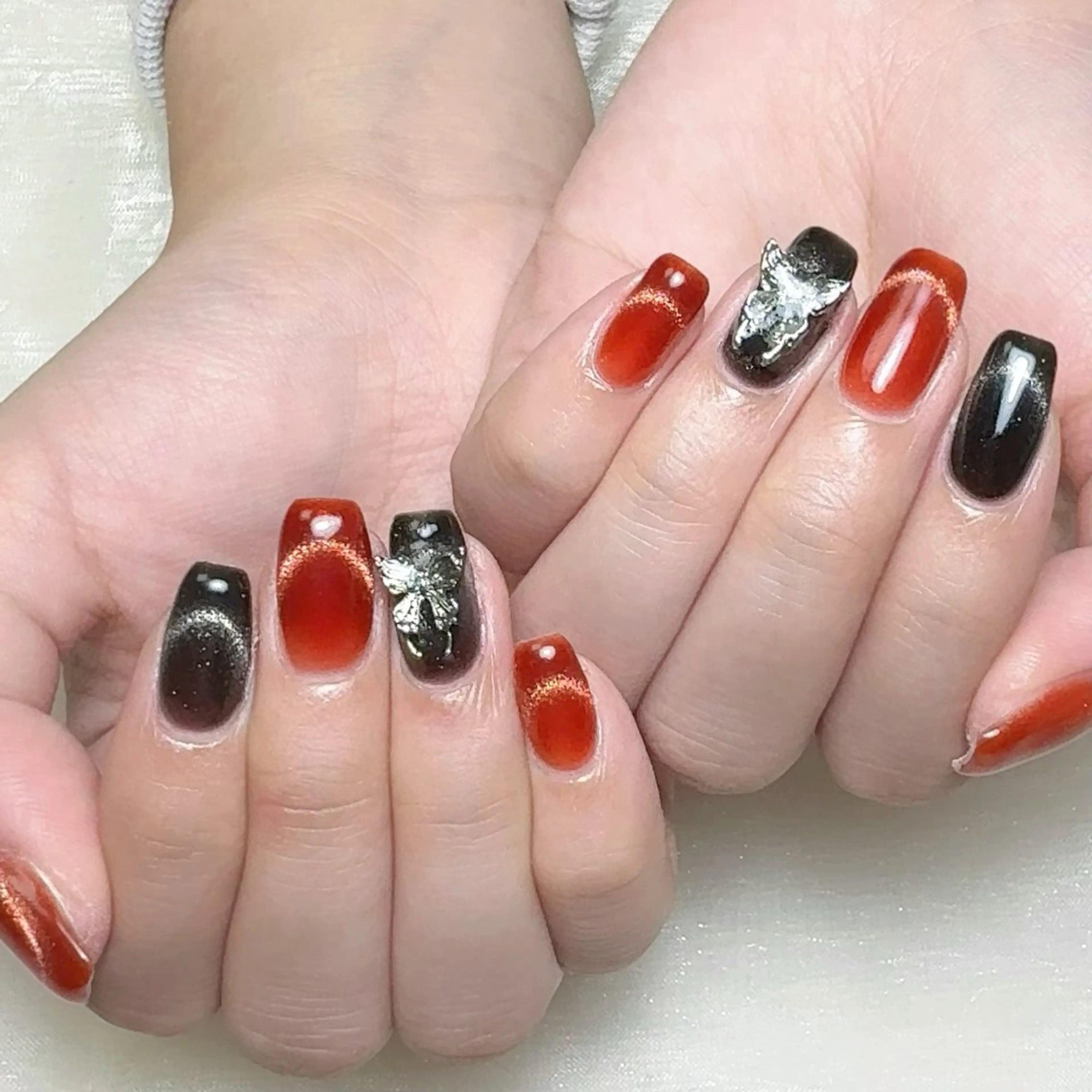 メンズ ネイル メンズ韓国風 アートネイル オーロラネイル ガーリー キラキラネイル Nail salon 木にいるのネイルデザイン