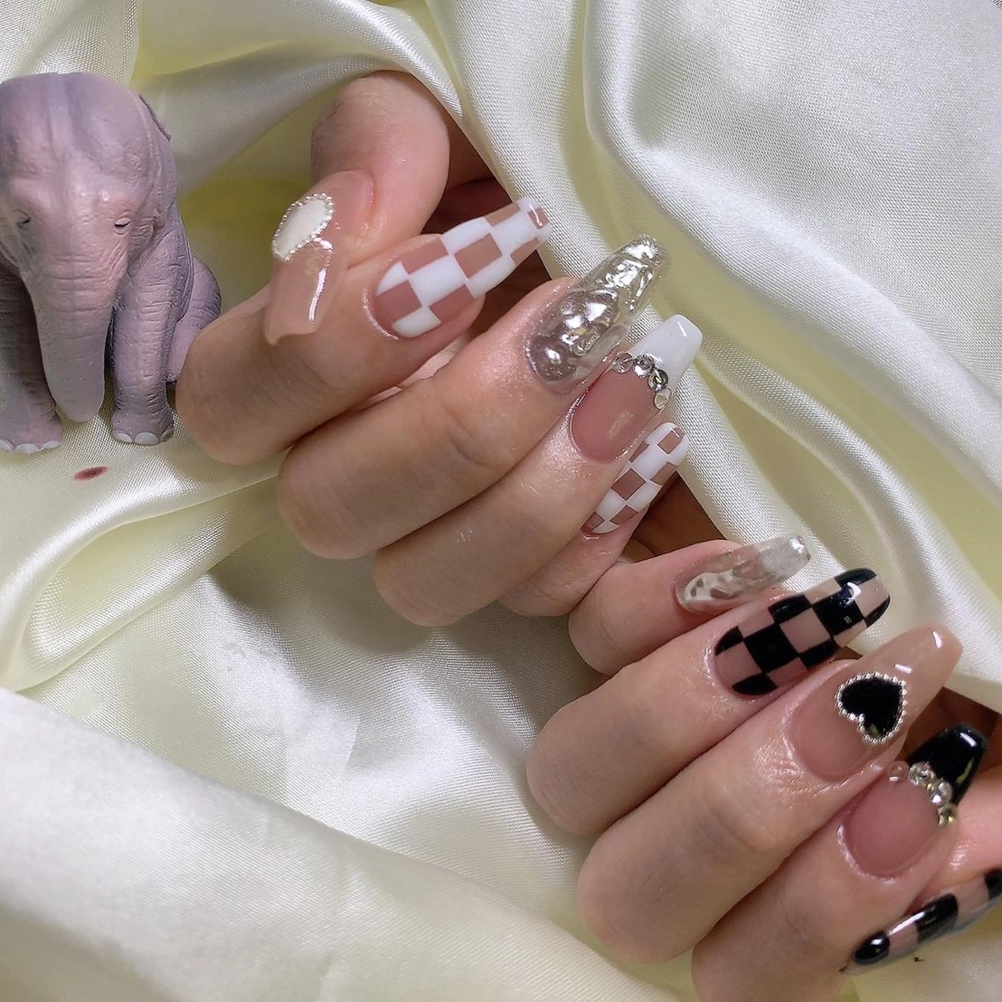 ネイル Nov. ネイルサロンのネイルデザイン