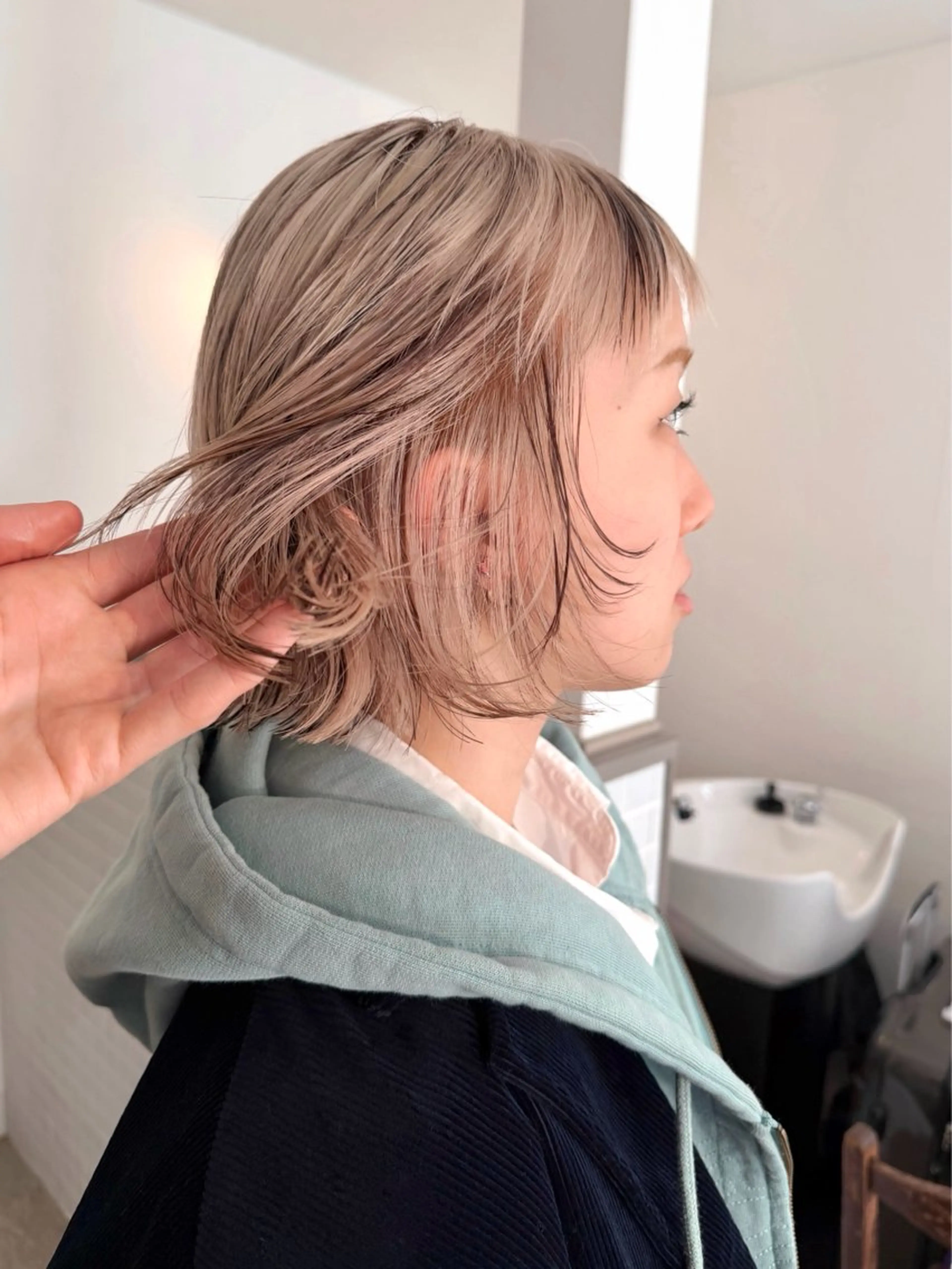 ショート カラー カット ヘアカラー トリートメント 柔らか/ミルクティー Kaito🐶/栄のヘアスタイル