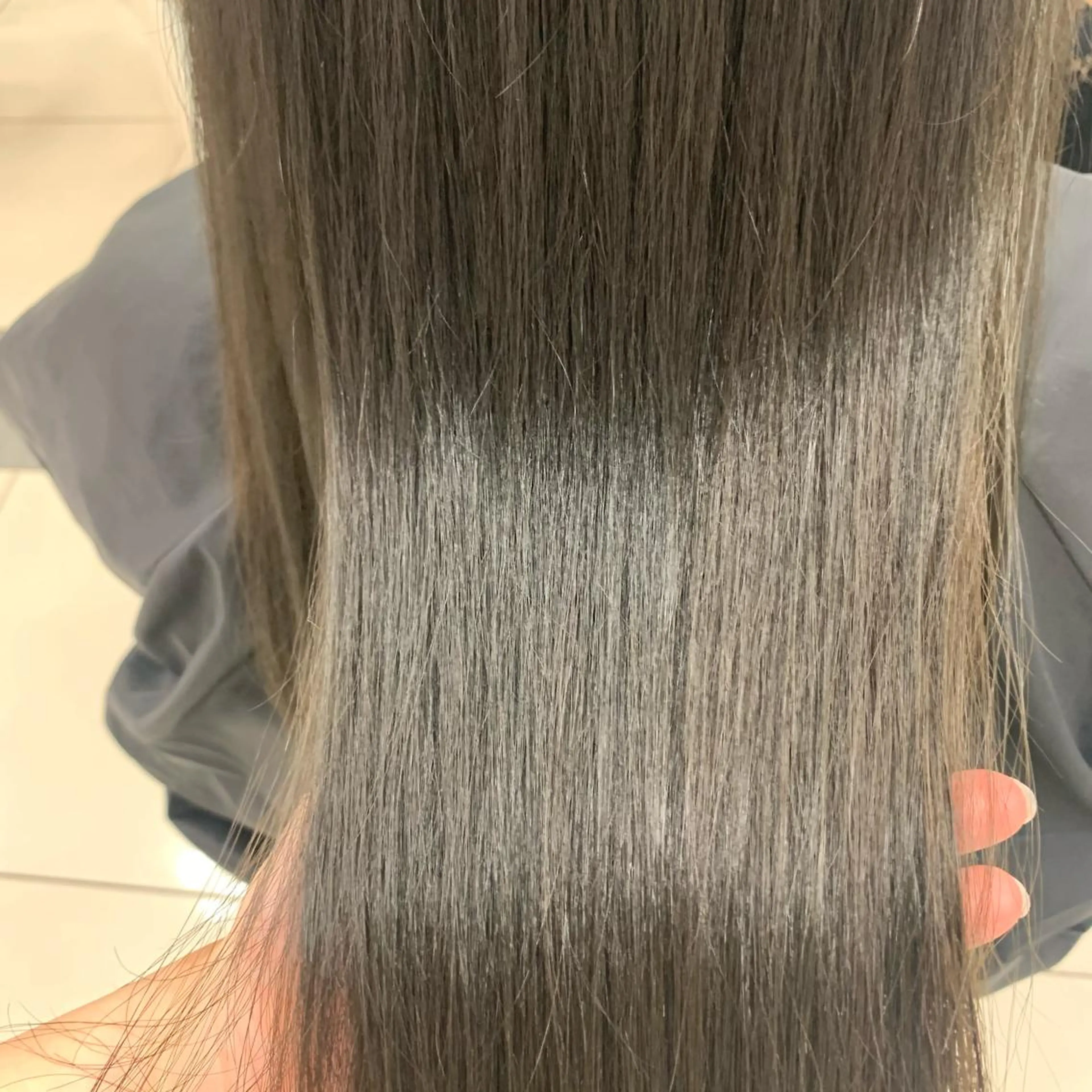 ロング カラー カット ヘアカラー トリートメント ウスイ ハルカのヘアスタイル