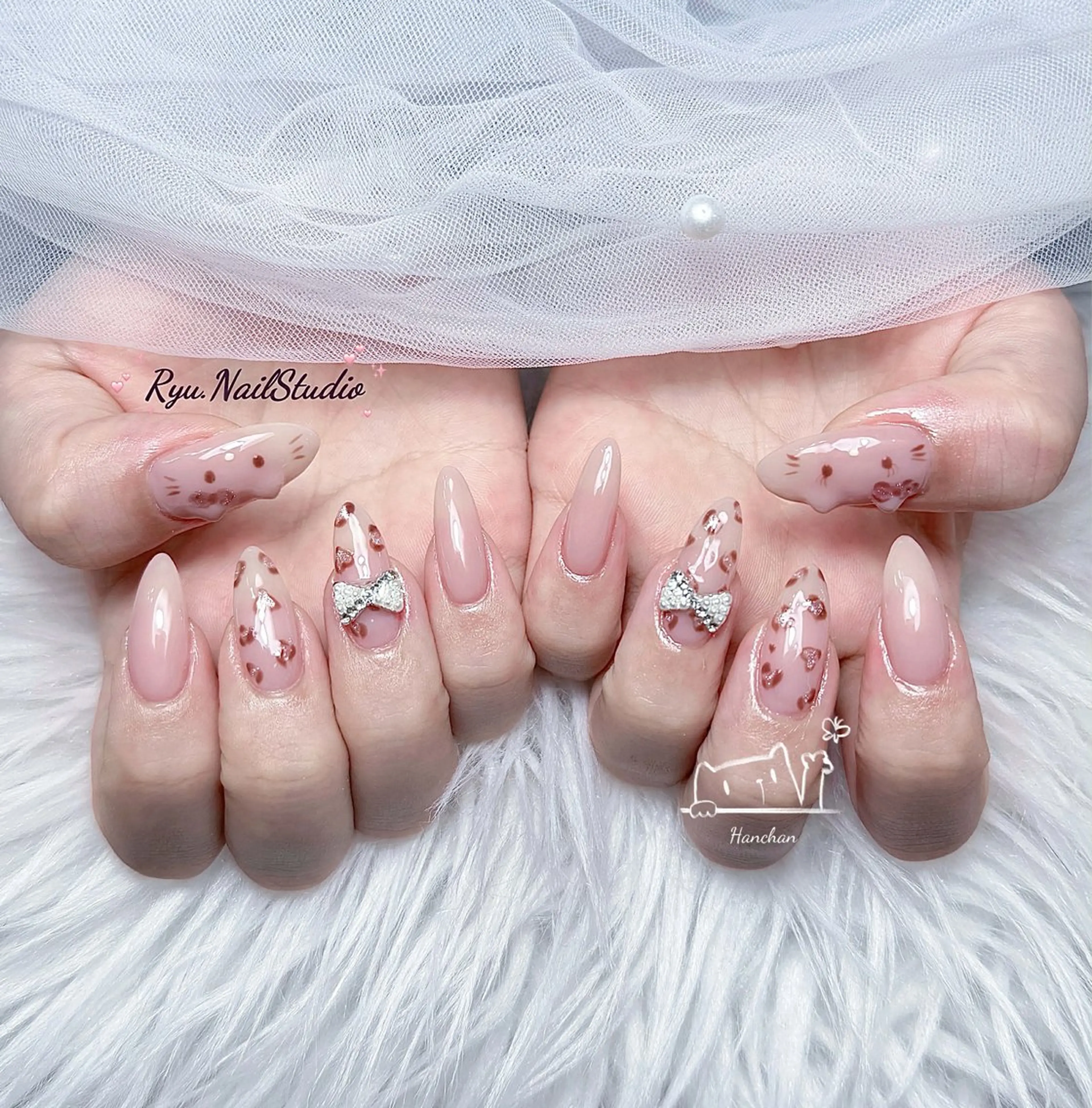 ネイル アートネイル ジェルネイル マグネットネイル ニュアンスネイル シンプルネイル ハンドネイル Ryunail所属・Ryu Nail NekoChanのネイルデザイン