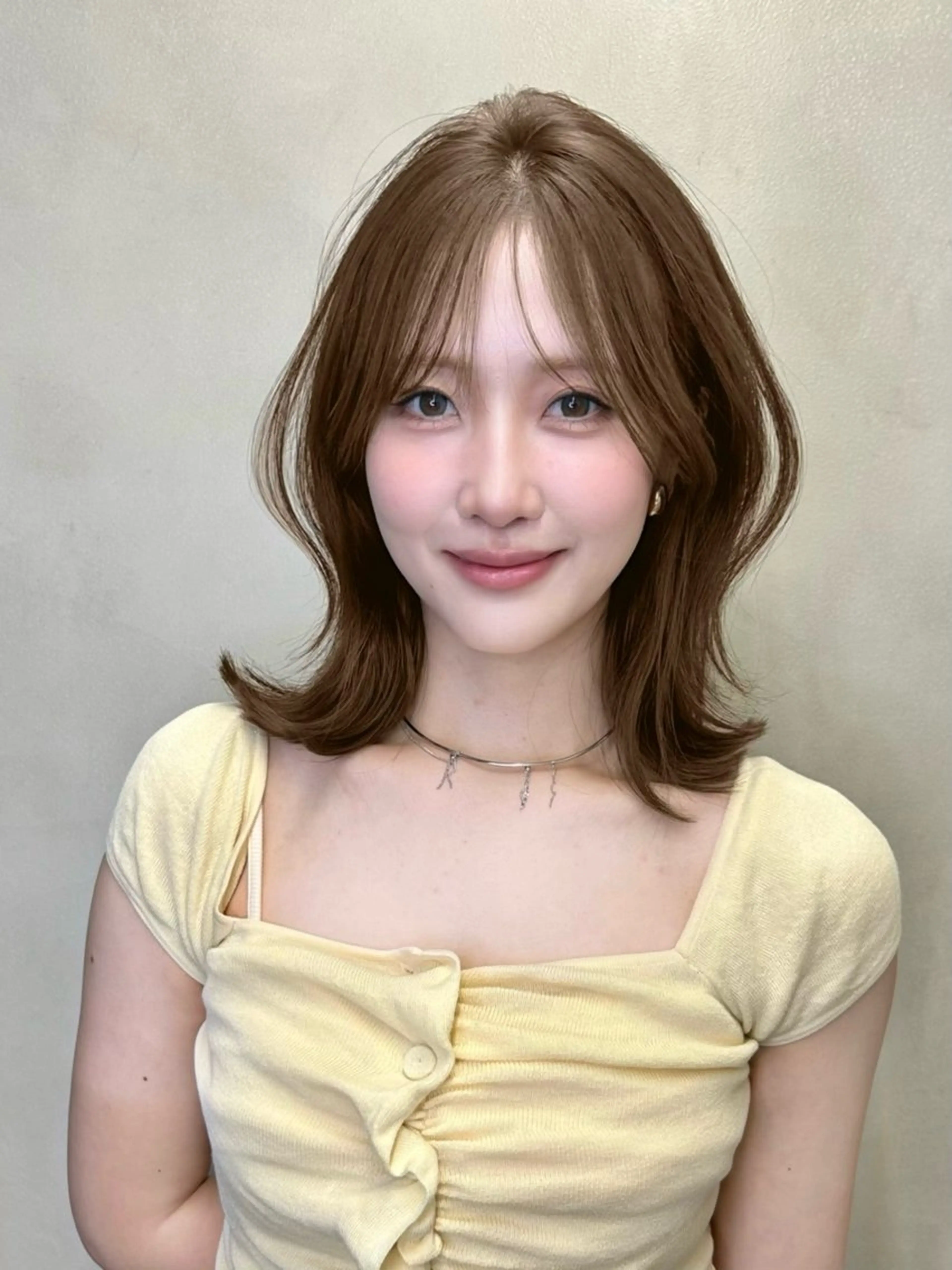 ミディアム カラー GLROW haruhiのヘアスタイル