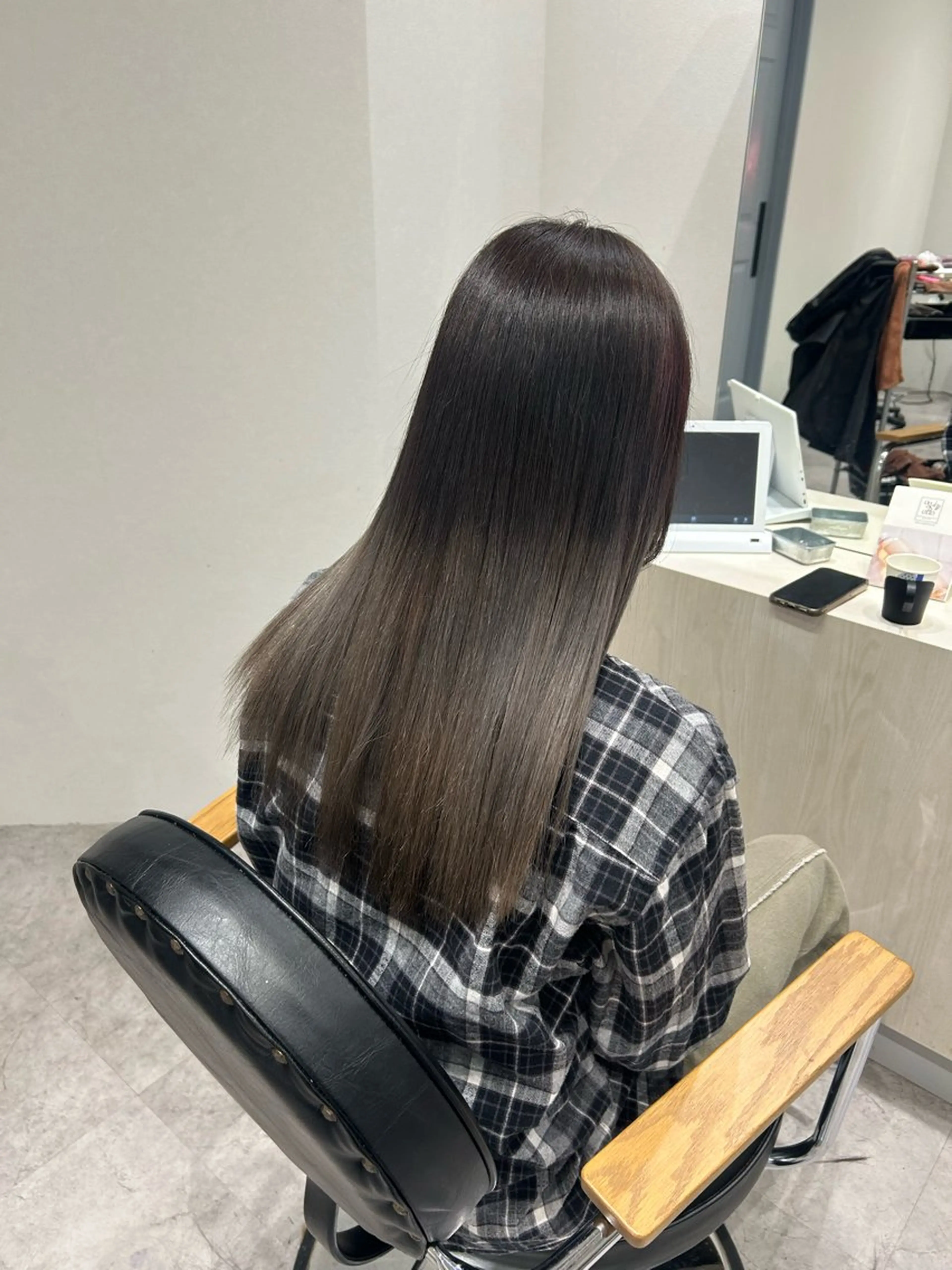 セミロング カラー ヘアアレンジ ブリーチ グラデーションカラー グレージュ ヘアカラー ボブ /ニュアンス/ satomi🧸💖のヘアスタイル