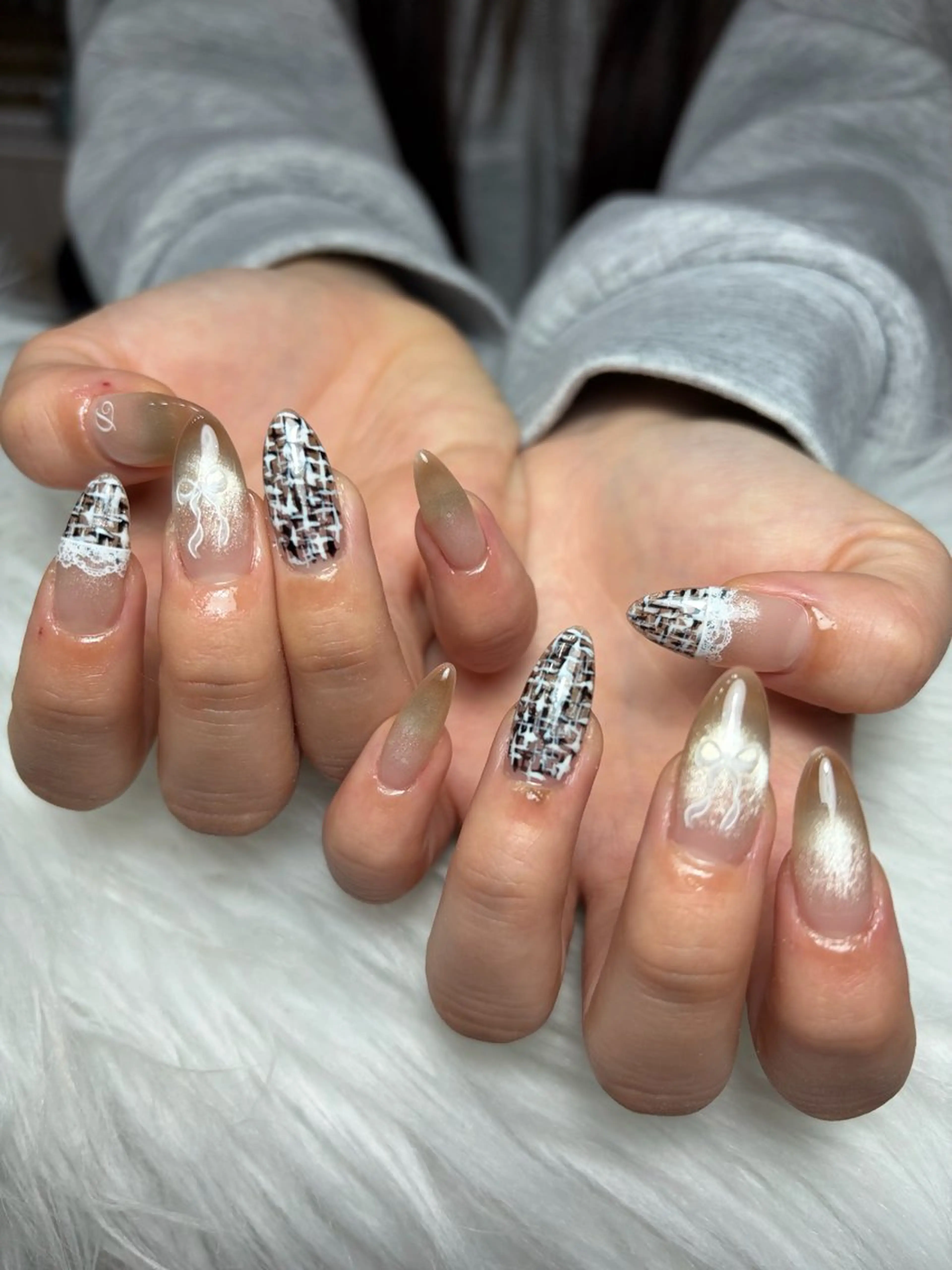 ネイル アートネイル 長さ出し ジェルネイル マグネットネイル ニュアンスネイル ハンドネイル Cloudy Chan Nailのネイルデザイン