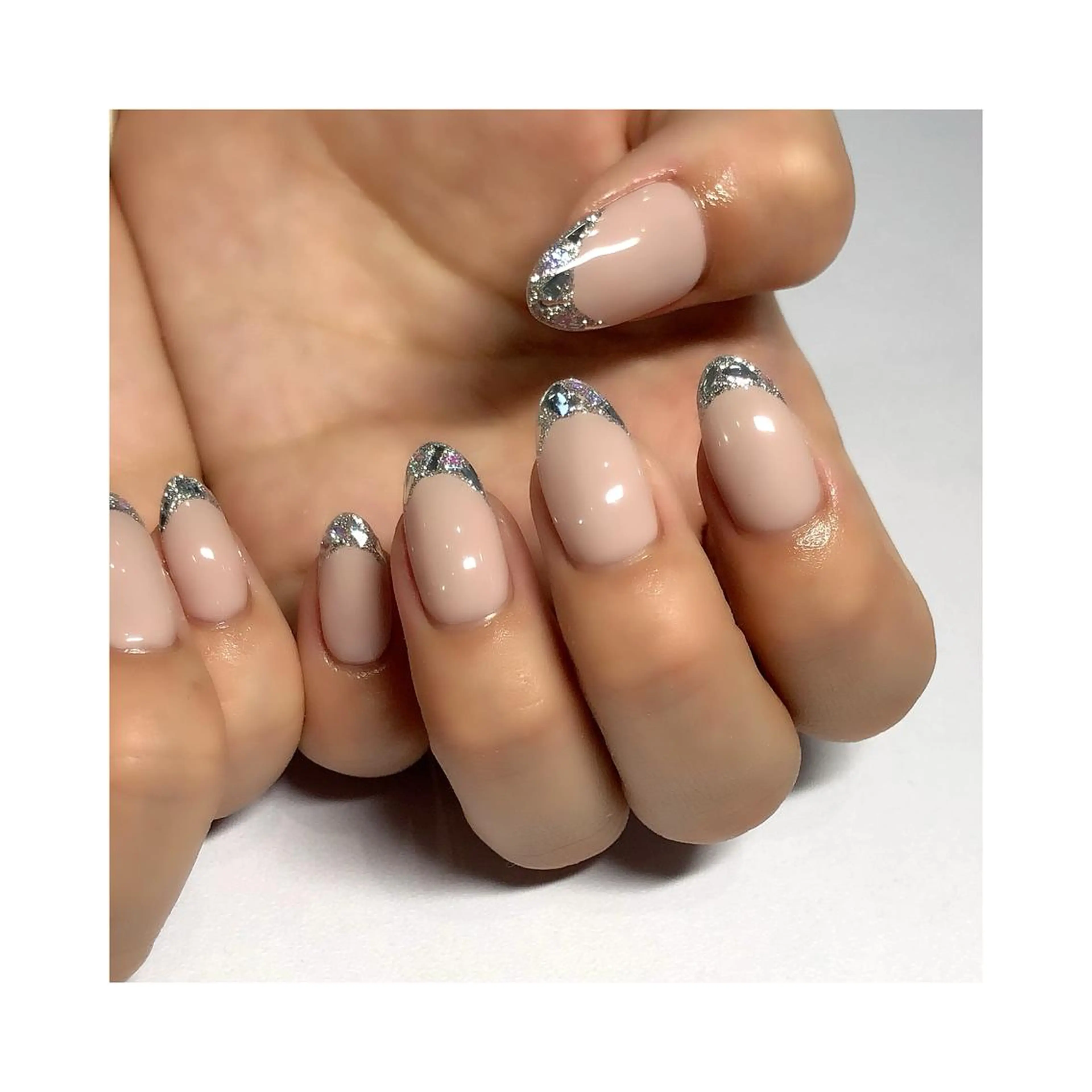 ネイル フレンチネイル ガラスフレンチ ハンドネイル Siesta 🌹のマツエク・マツパデザイン