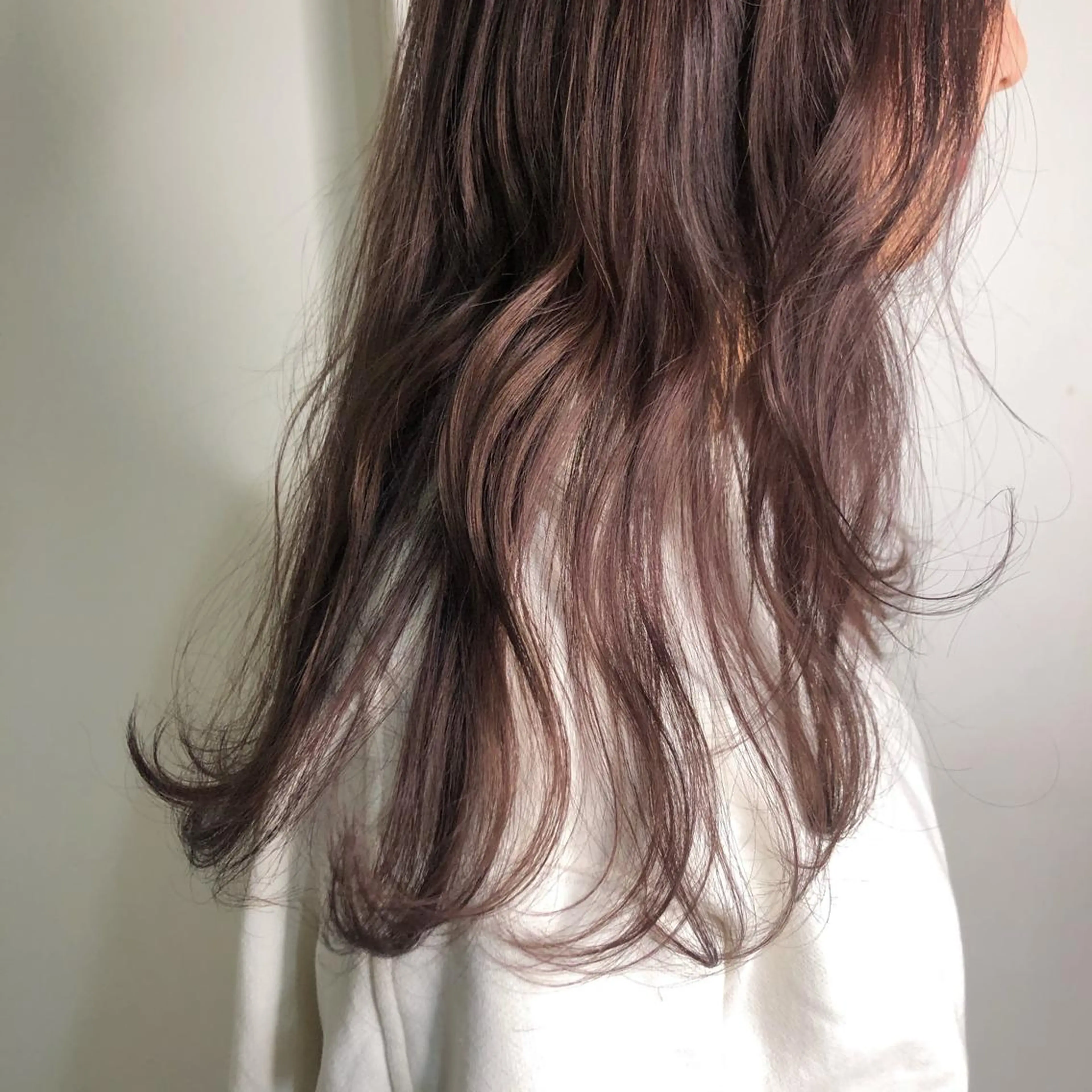 セミロング カラー ヘアアレンジ マツエク・マツパ ベージュカラー パープルカラー Noah's　Ark所属・透明感カラー🫧ヘア セット🫧松本菜月の眉毛・アイブロウイメージ