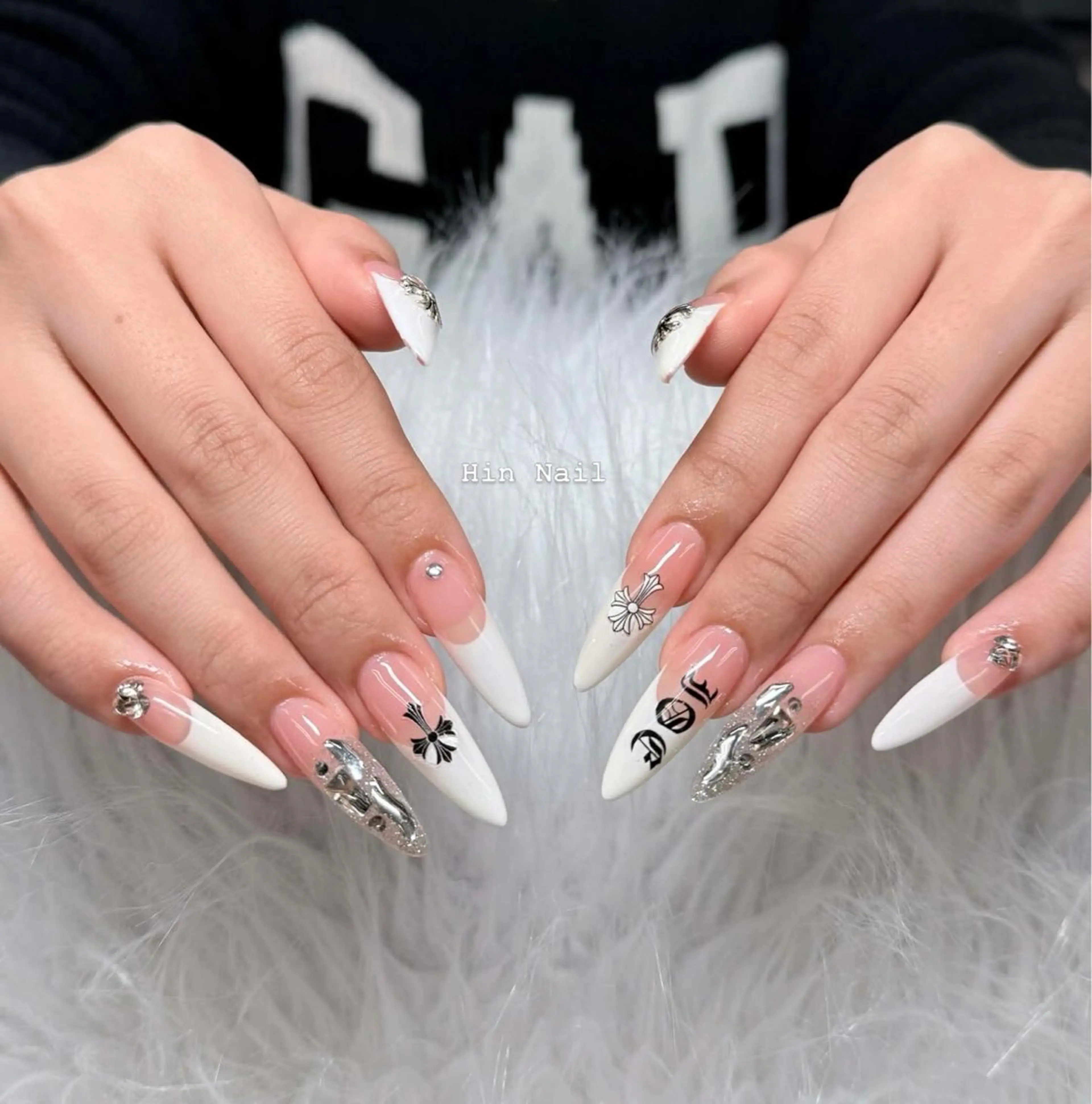 ネイル ハンドネイル HIN NAILのネイルデザイン