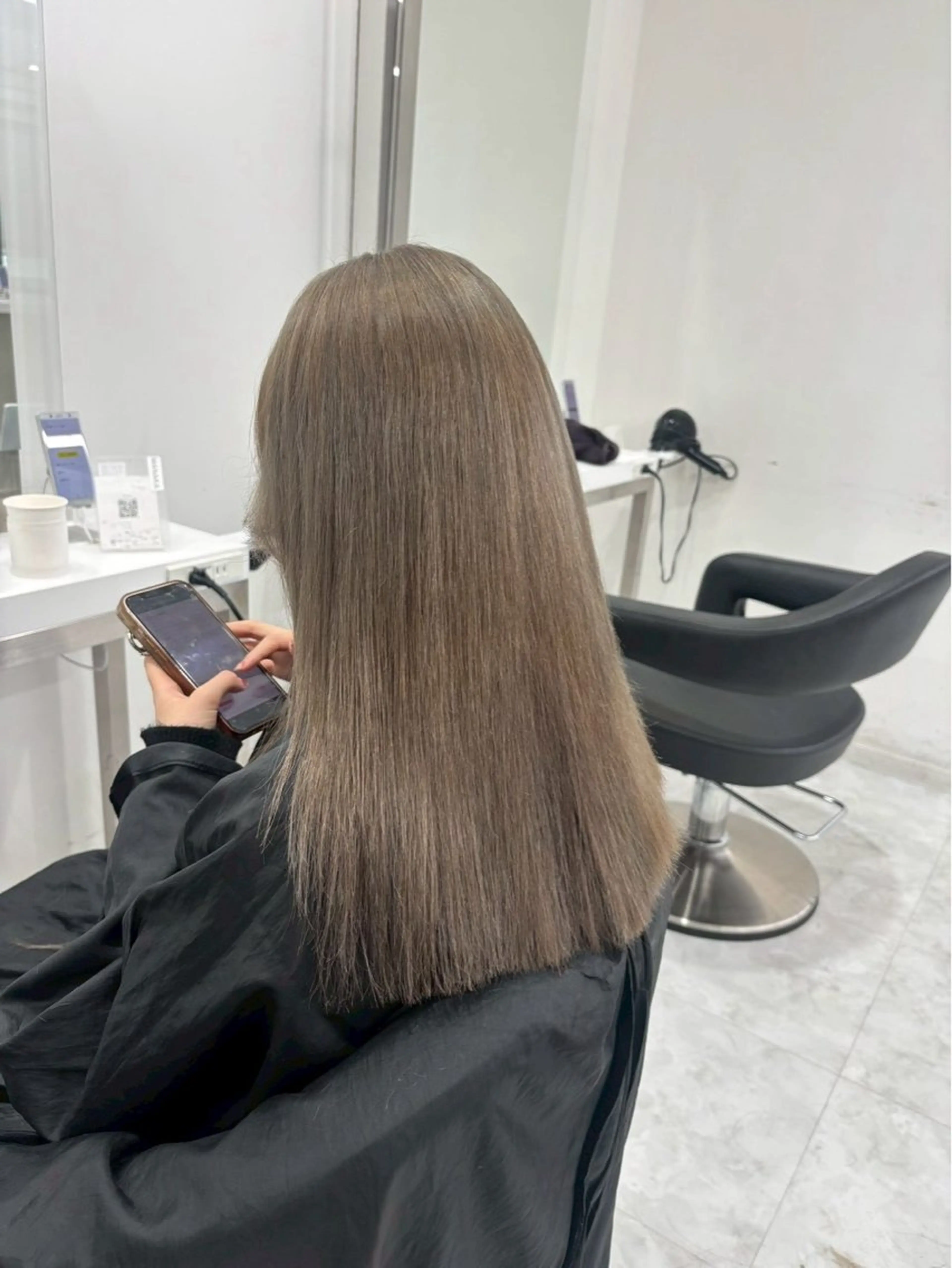 ミディアム カラー ヘアカラー トリートメント ミルクティーベージュ /HIROMU🧋のヘアスタイル