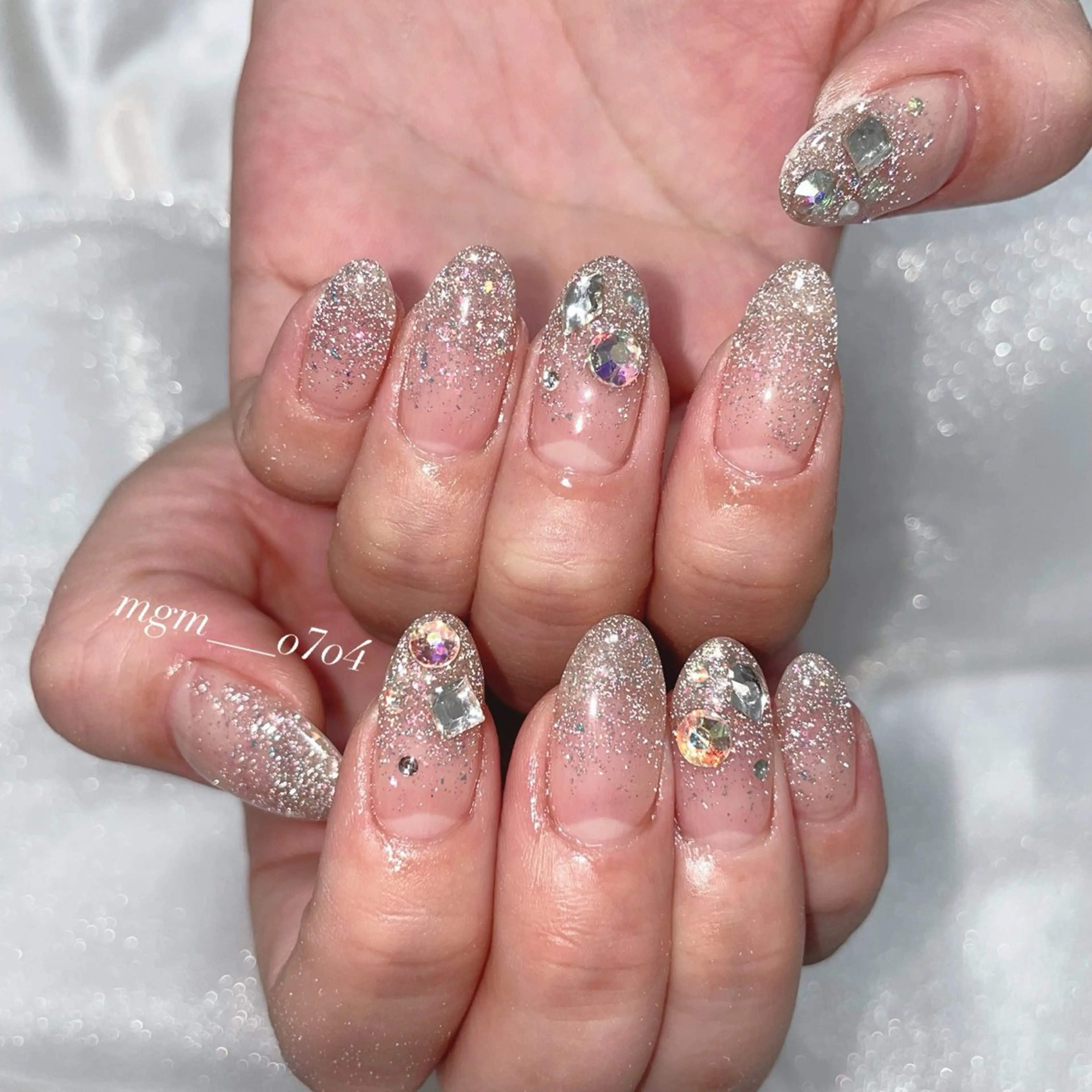 ネイル フラッシュネイル ラメ(グリッター) ハンドネイル ハンドケア MoON...❤︎ MeGuのネイルデザイン