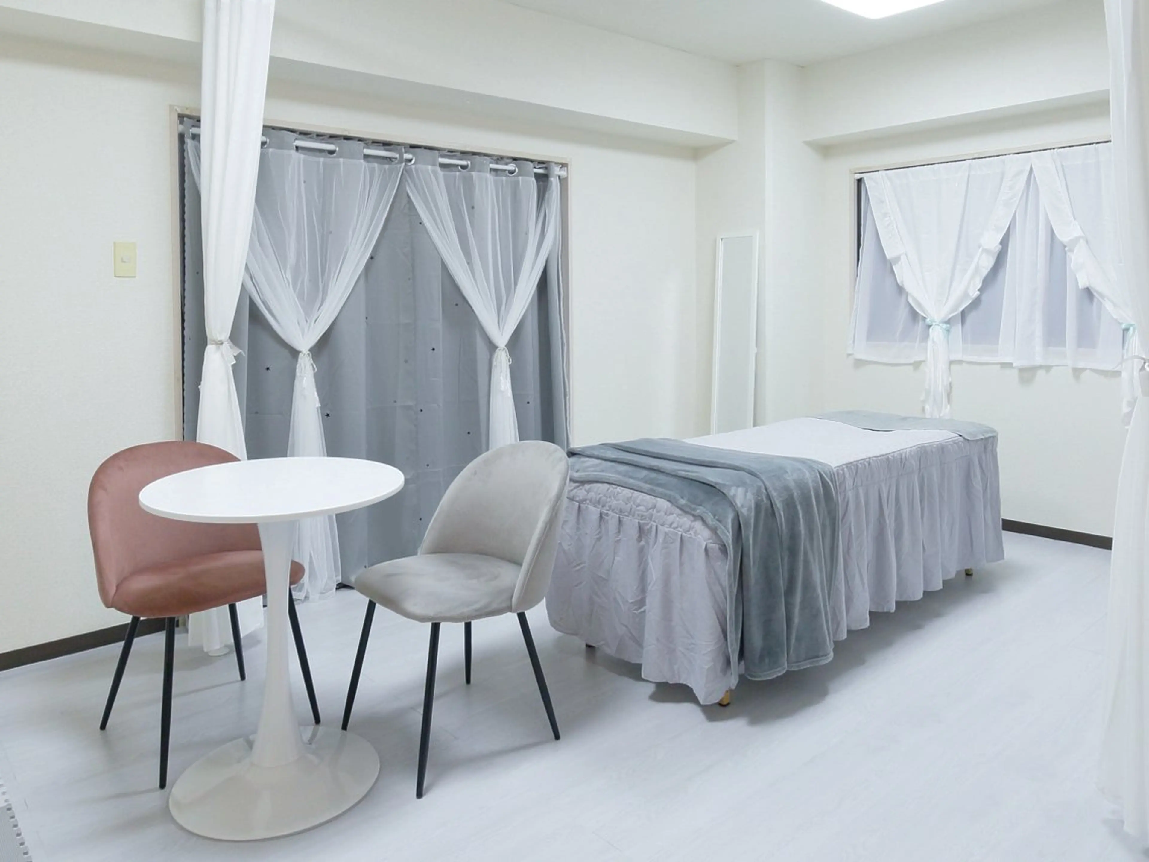 エステ リラク 子宮矯正/腸揉み/ シュガーリング脱毛のエステ・リラクイメージ