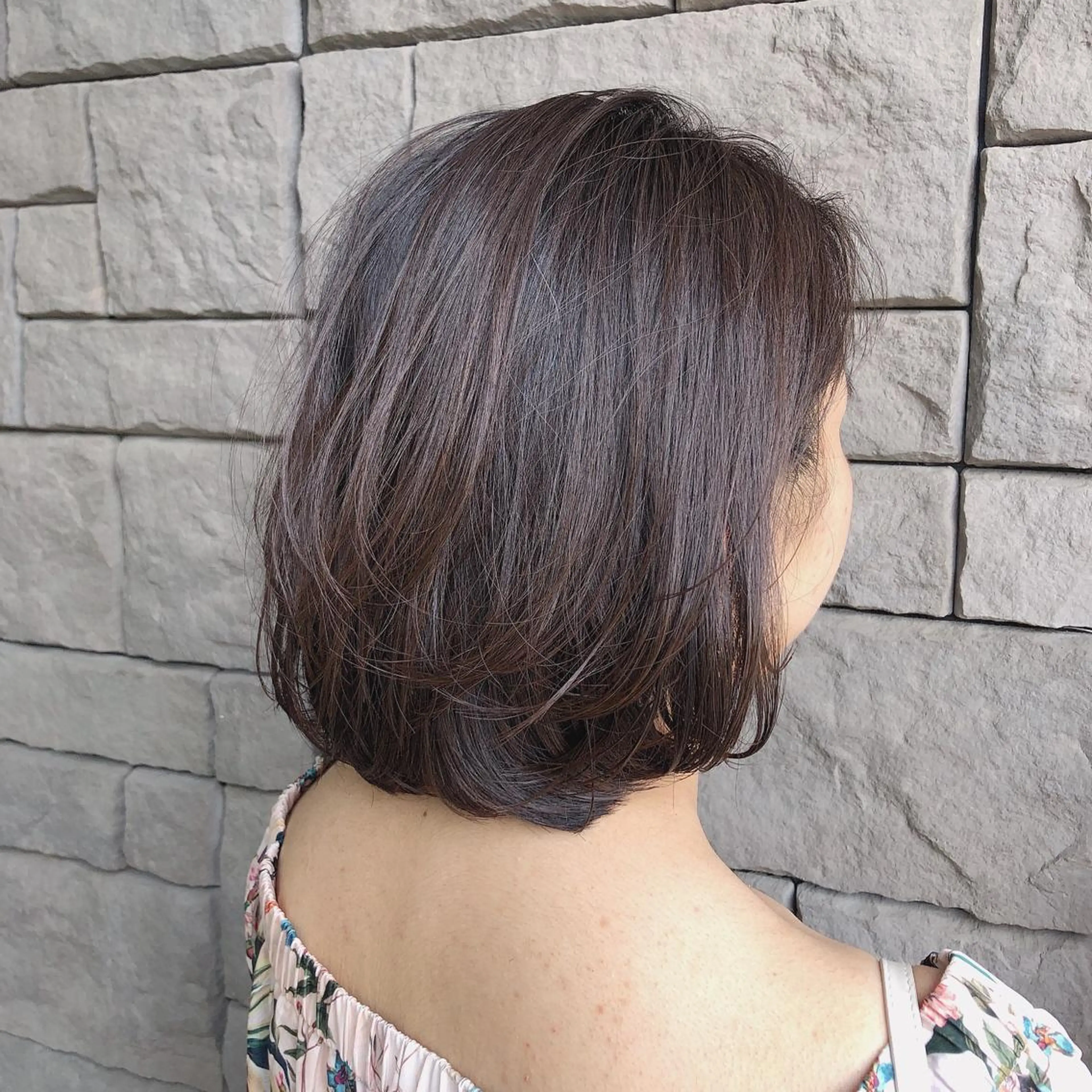 ミディアム 店長/mao/ 前髪/顔周りカットのヘアスタイル