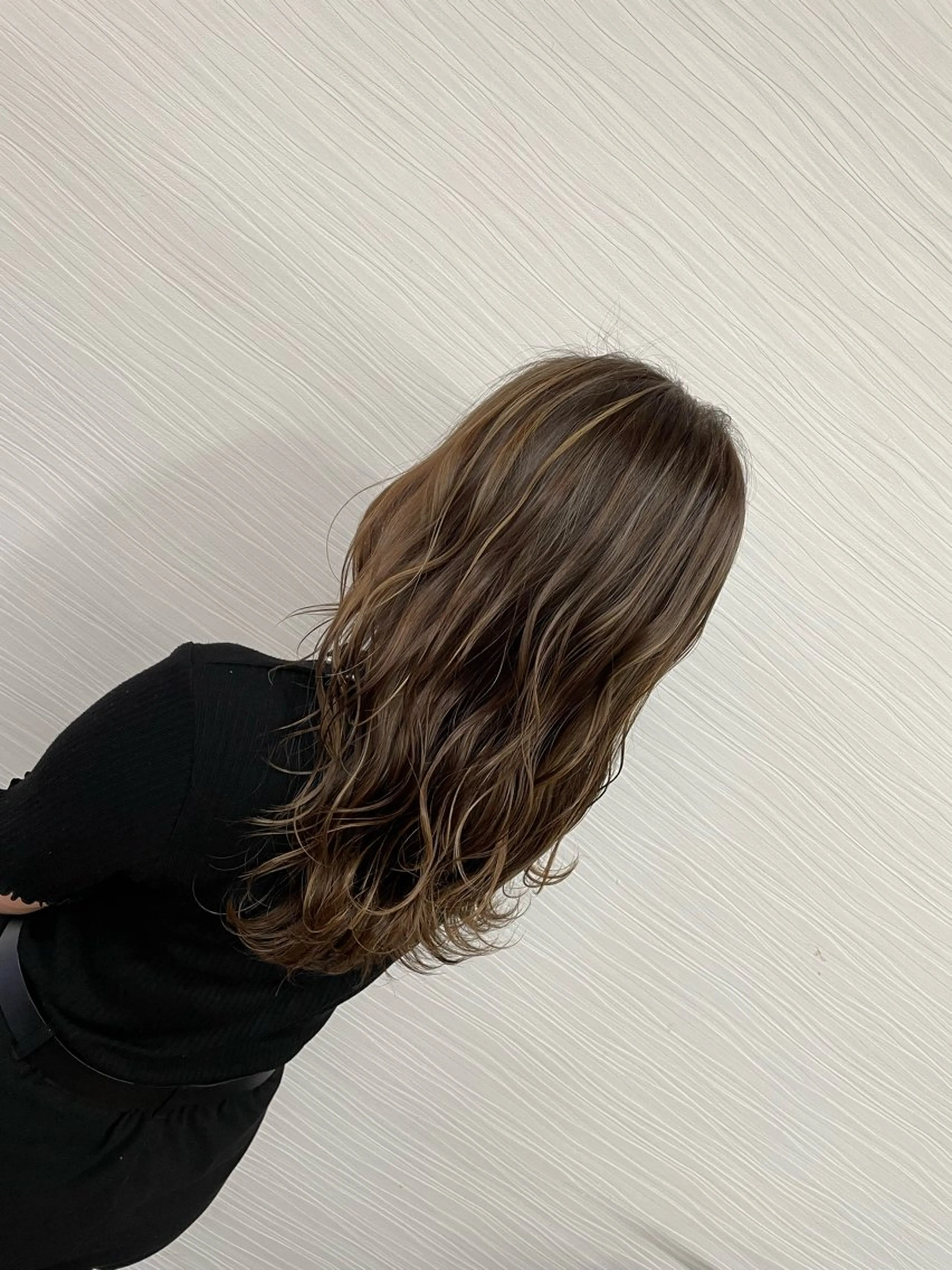 ロング カラー LaRmE Ayumi.のヘアスタイル