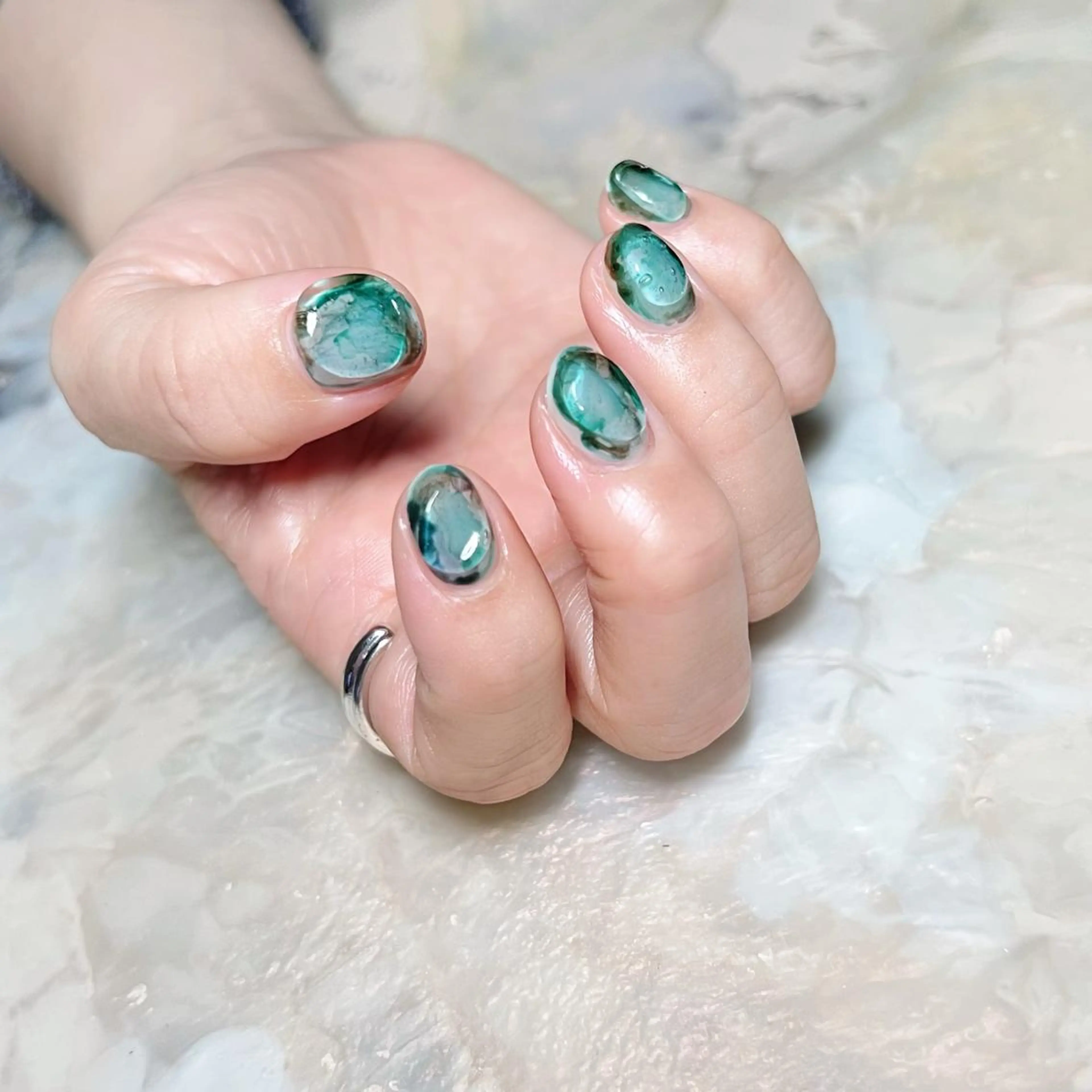 ネイル マグネットネイル ニュアンスネイル ショートネイル gemickle nailのネイルデザイン