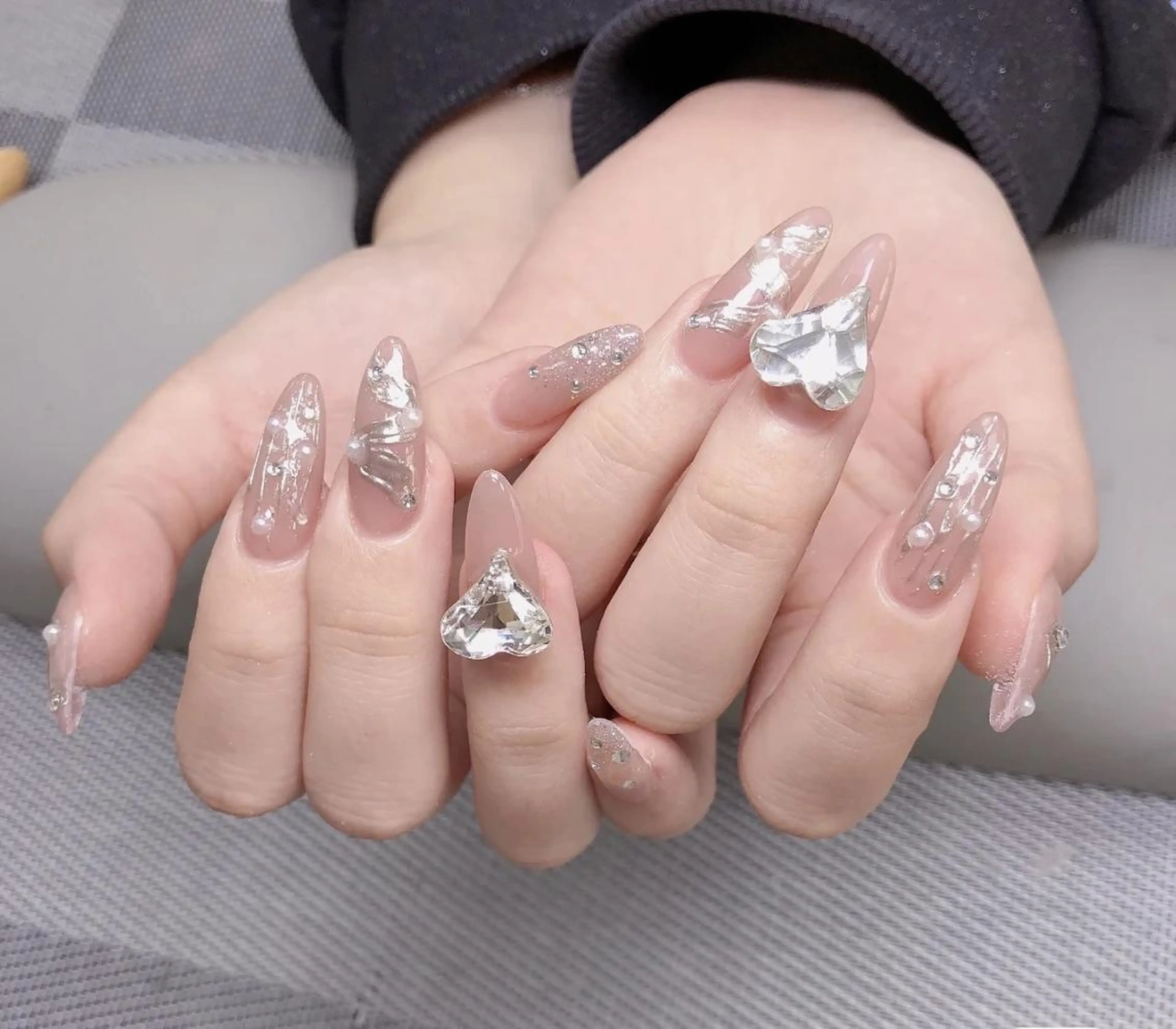 ネイル AB マツエクネイルサロンのネイルデザイン