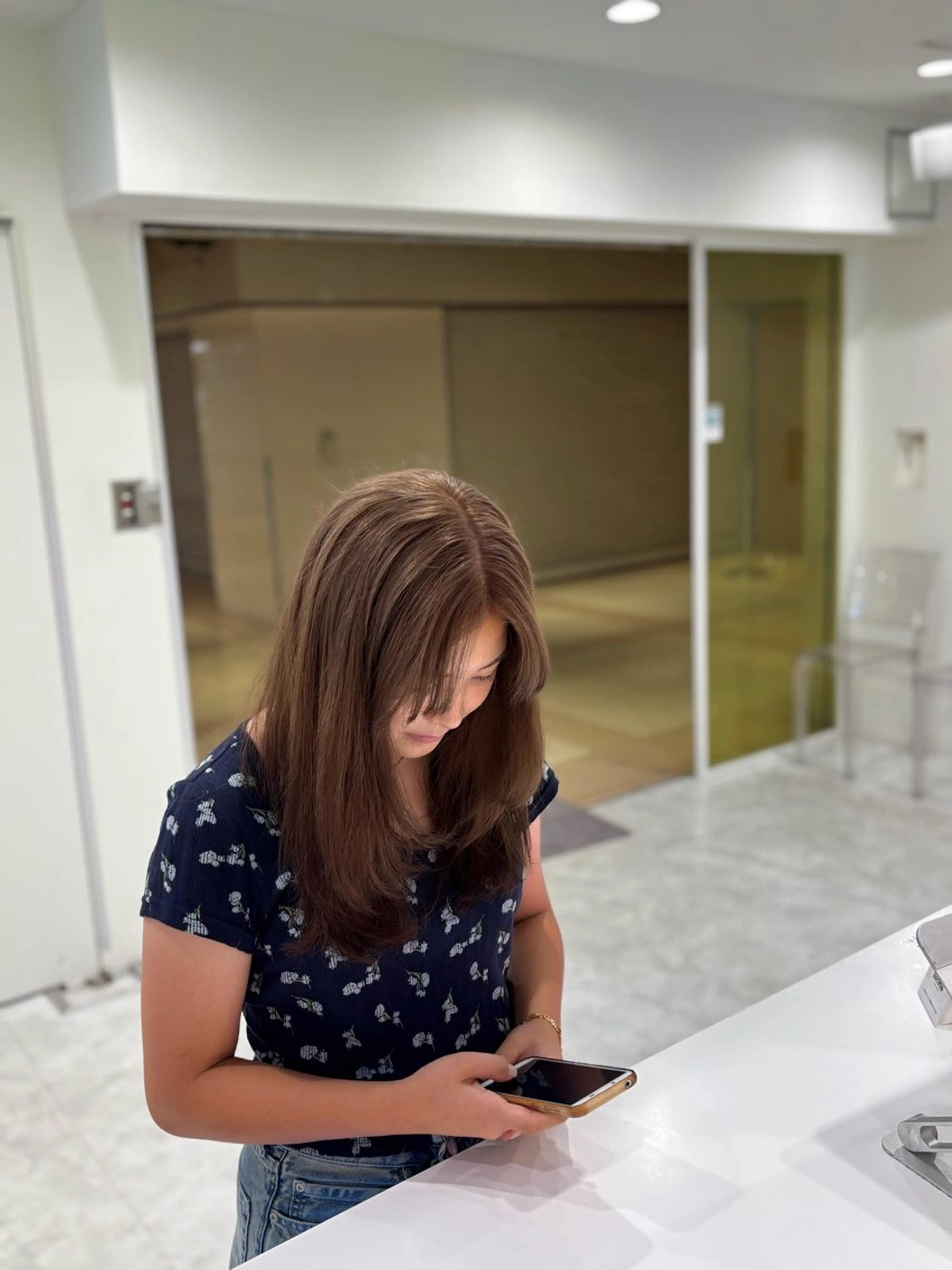 ロング カラー ヘアカラー 大人っぽベージュ🤍 当日予約◎ヒロトのヘアスタイル